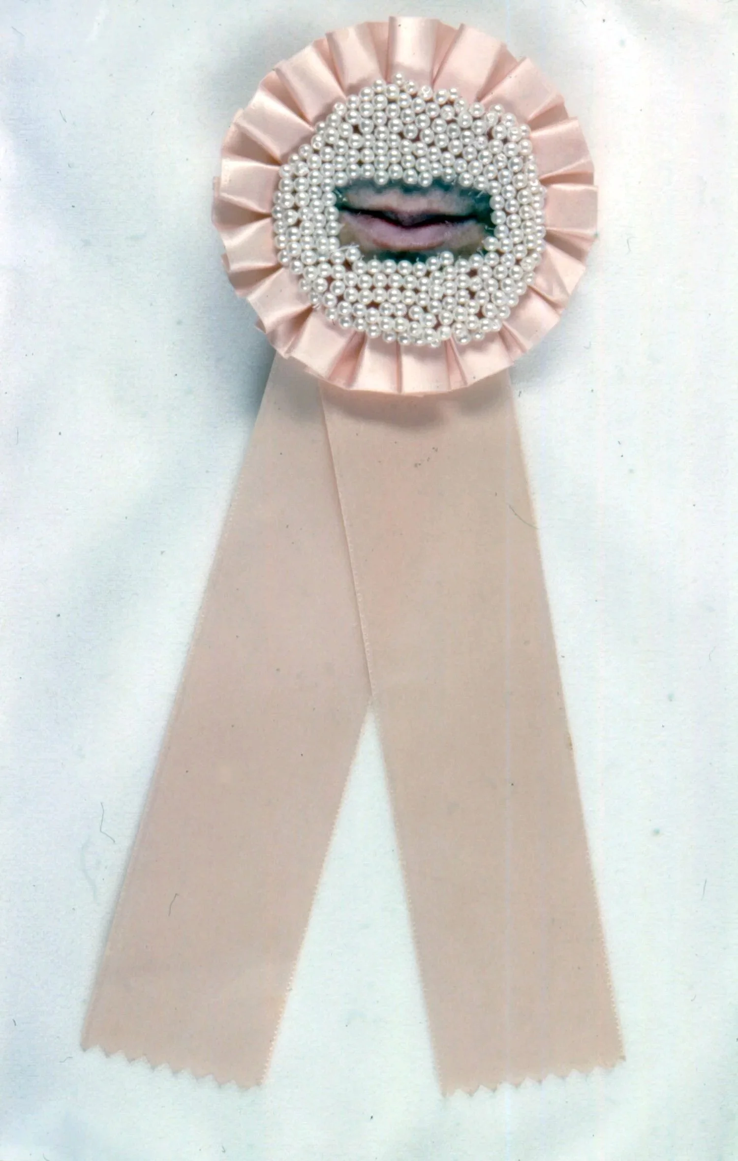  Nicolás Dumit Estévez,  Recuerdos de mis 15 , 2001 