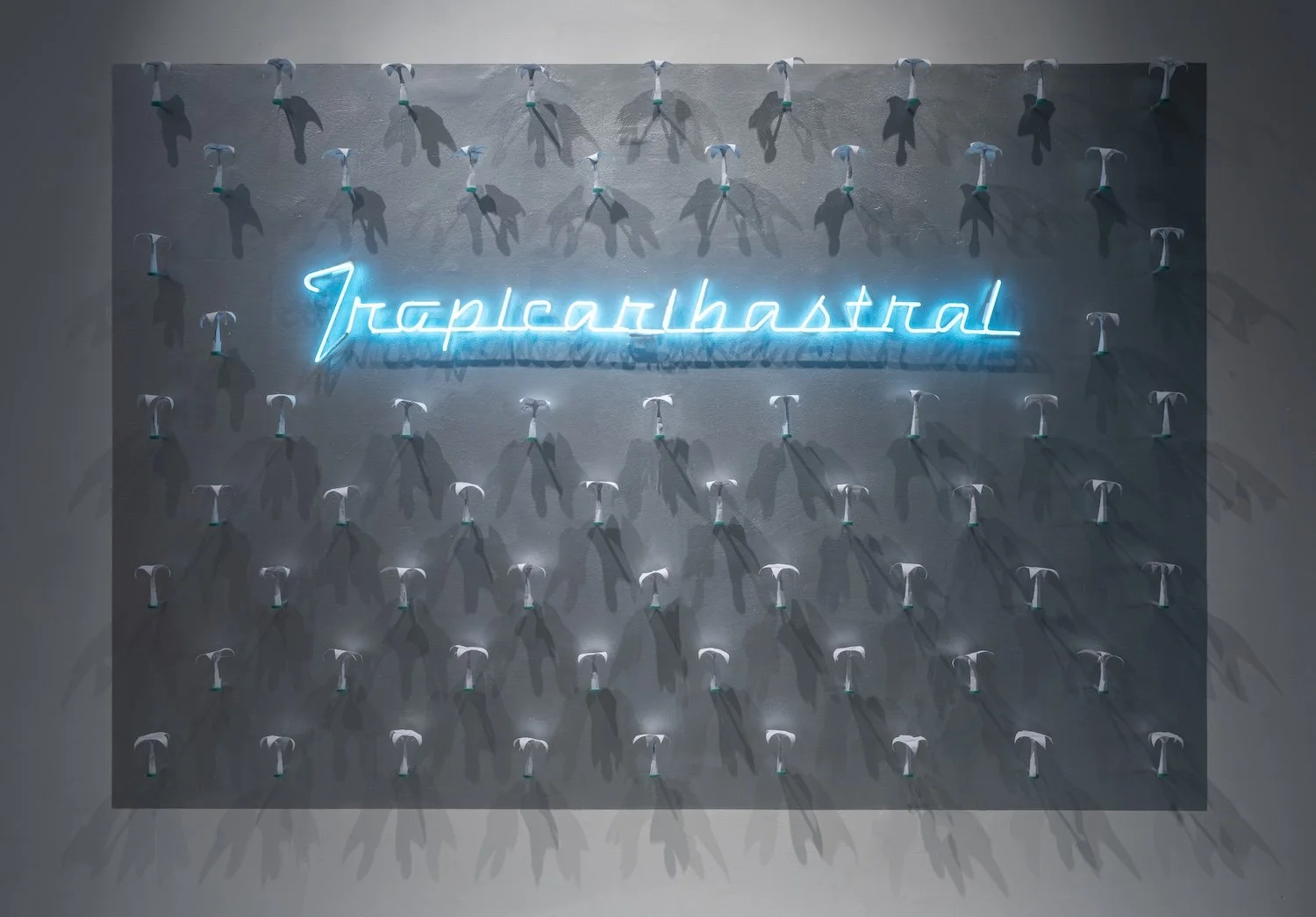   Tropicaribastral  (detail), 2025 / Neon, paper, plastic caps, wood, and pearl paint, 450 cm x 500 cm / Photo: Mariano Hernández 