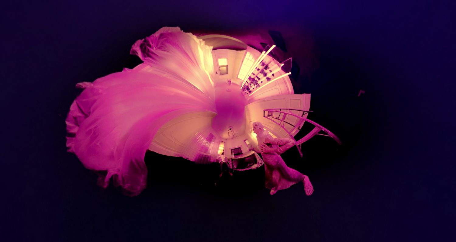  Lily Baldwin,  THROUGH YOU , 2017 / Film still of VR installation piece / DOP Dagmar Weaver-Madsen   