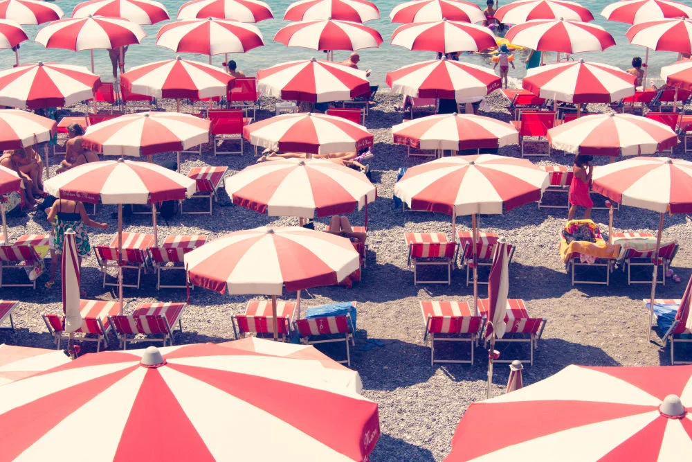 amalfi-red-and-white-umbrellas.webp