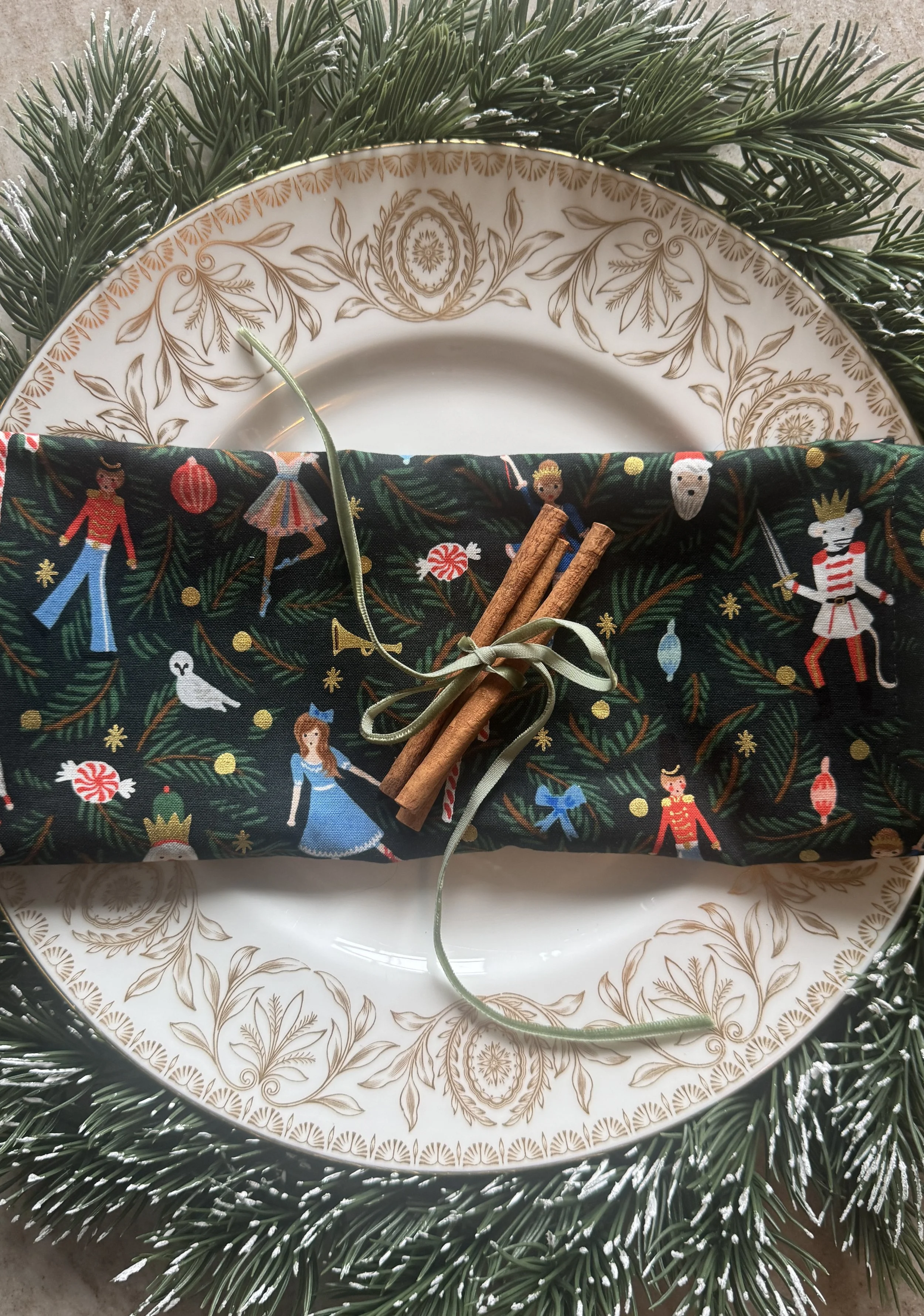 Holiday Magic at Queen Anne Frame and Gift