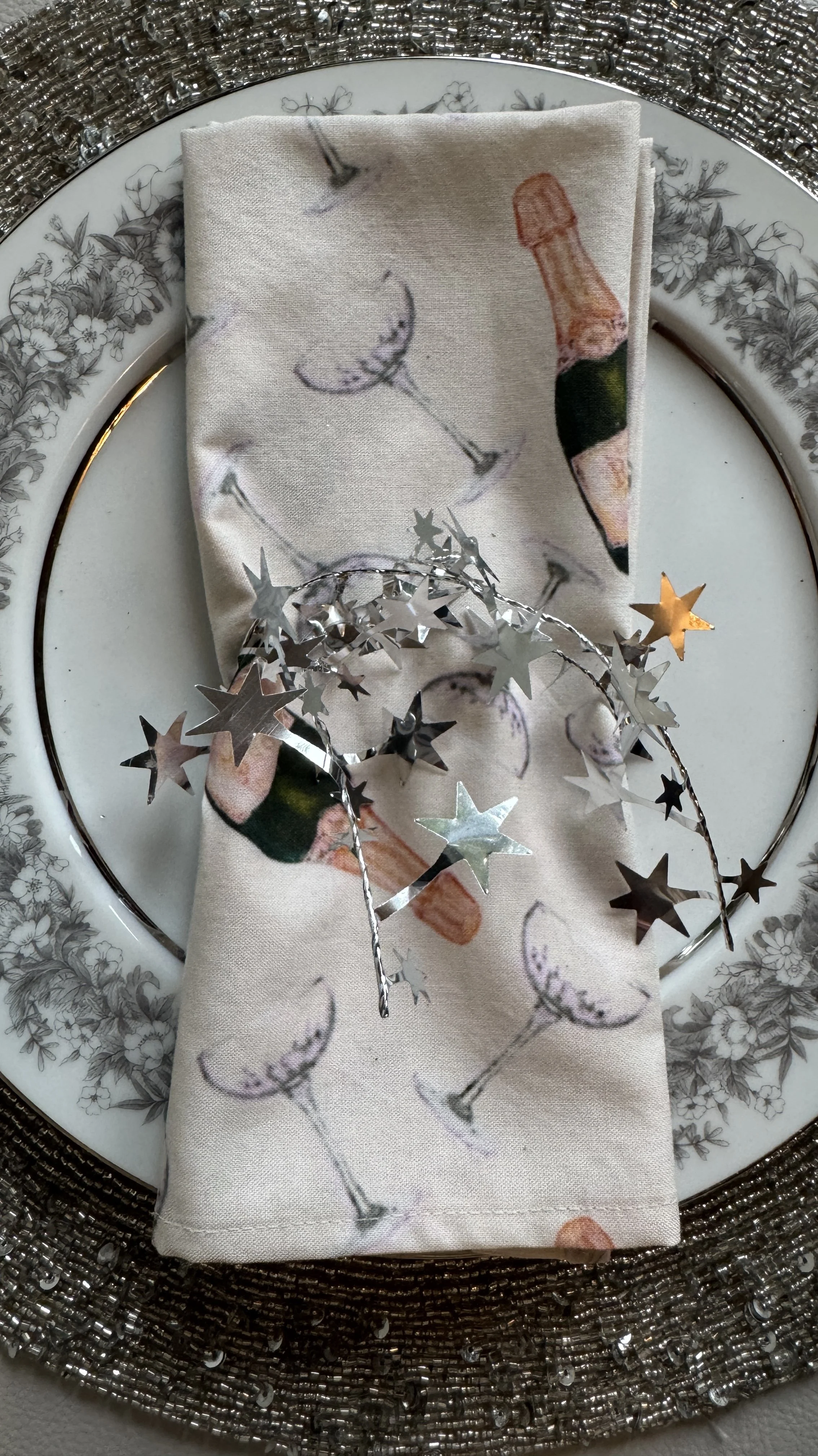 Private Event: Overlake Country Club Jingle and Mingle Luncheon