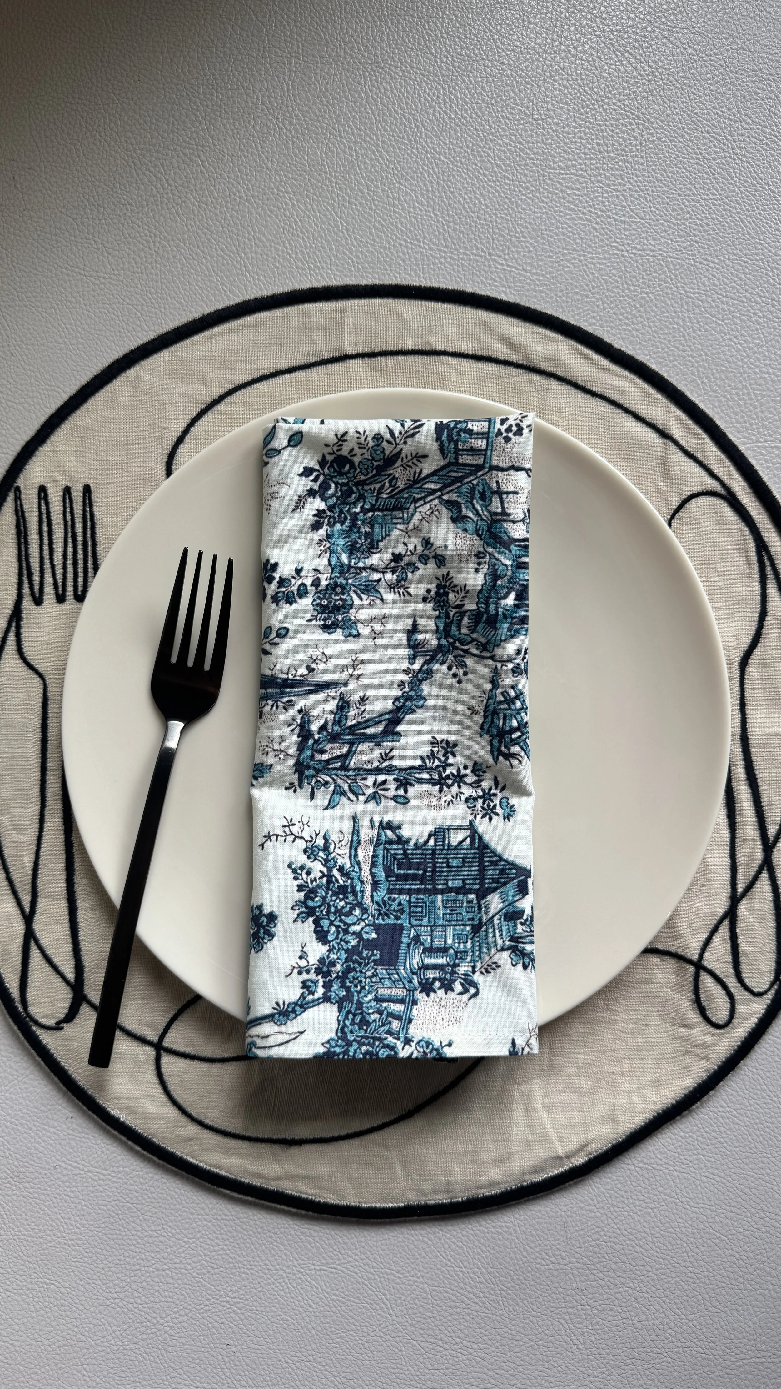 French Toile Wallpaper