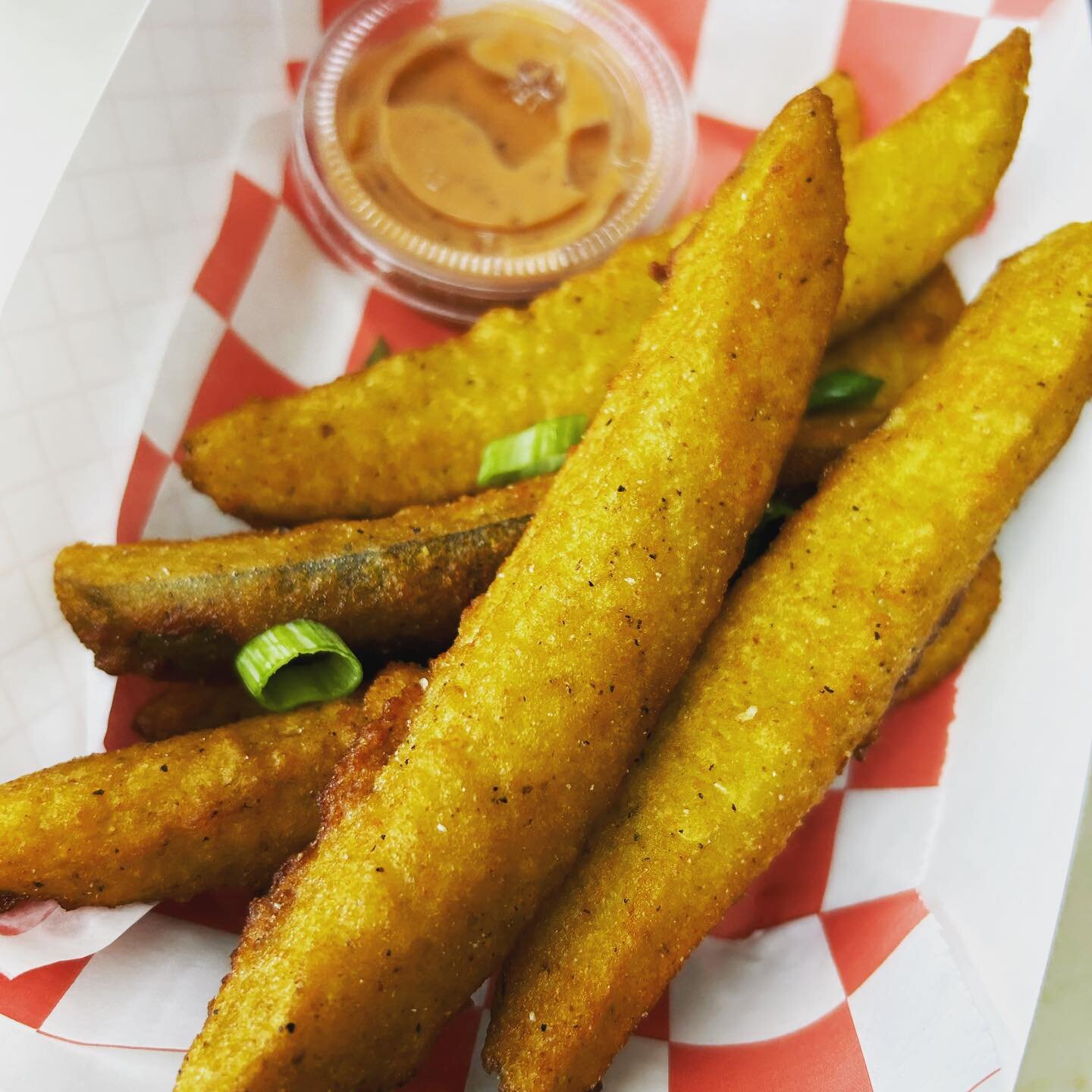 Get all the goodness today at @patronsaintsbrewery from 12-8pm. We got the favorite #friedpickles on specials, a bunch of cookies (the lemon sugar are back!) and all of the classics you know and love. Come grab a beer and say hi!  #vegan #veg #plantb