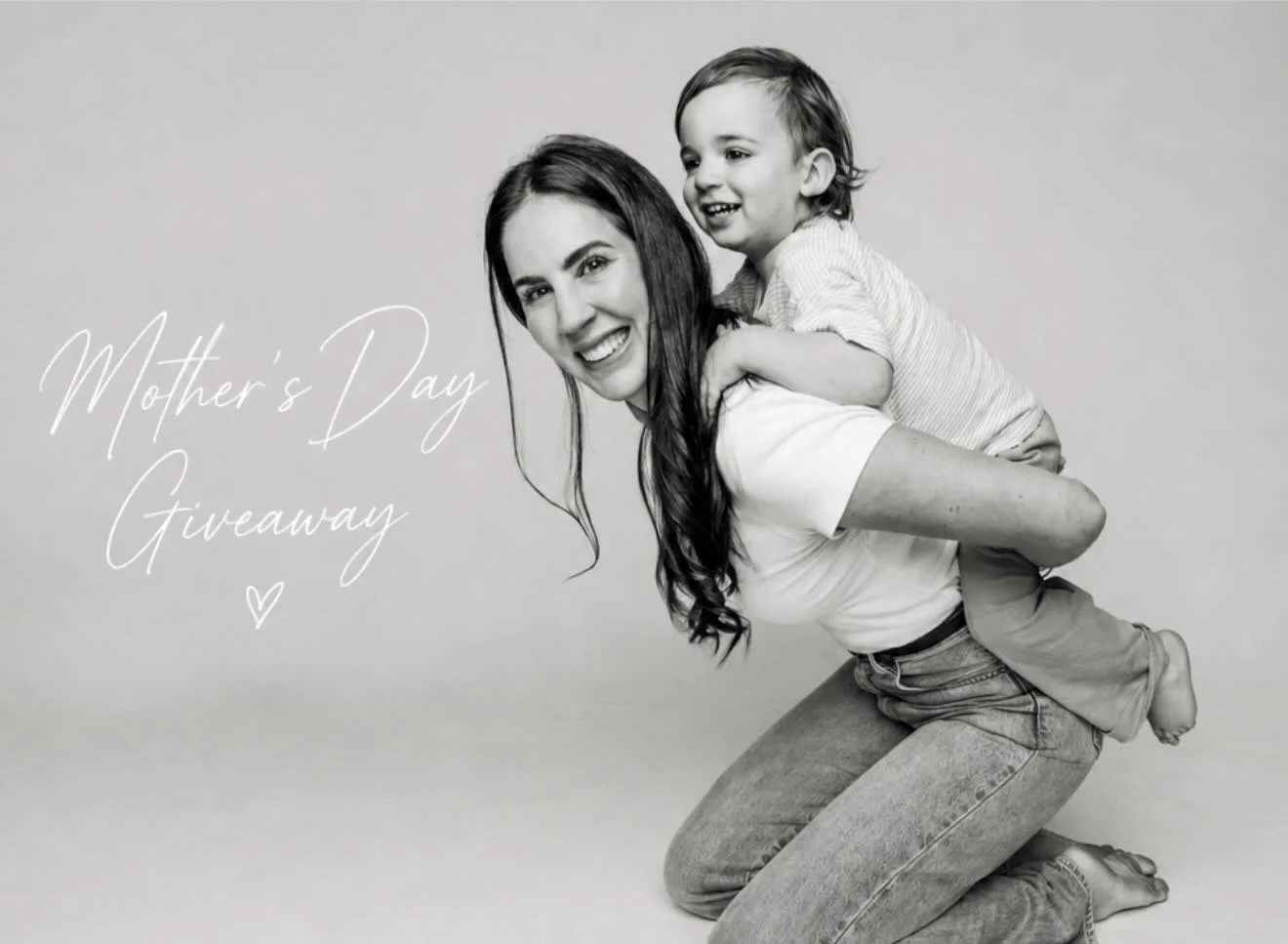 Mother&rsquo;s Day Giveaway ✨

To celebrate, we&rsquo;re gifting $200 towards your next treatment, for you and someone you love.

To enter:
&bull; Follow @sarahvalleeinjectables and @helloglow_aesthetics 
&bull; Like this photo
&bull; Tag a mom, a do