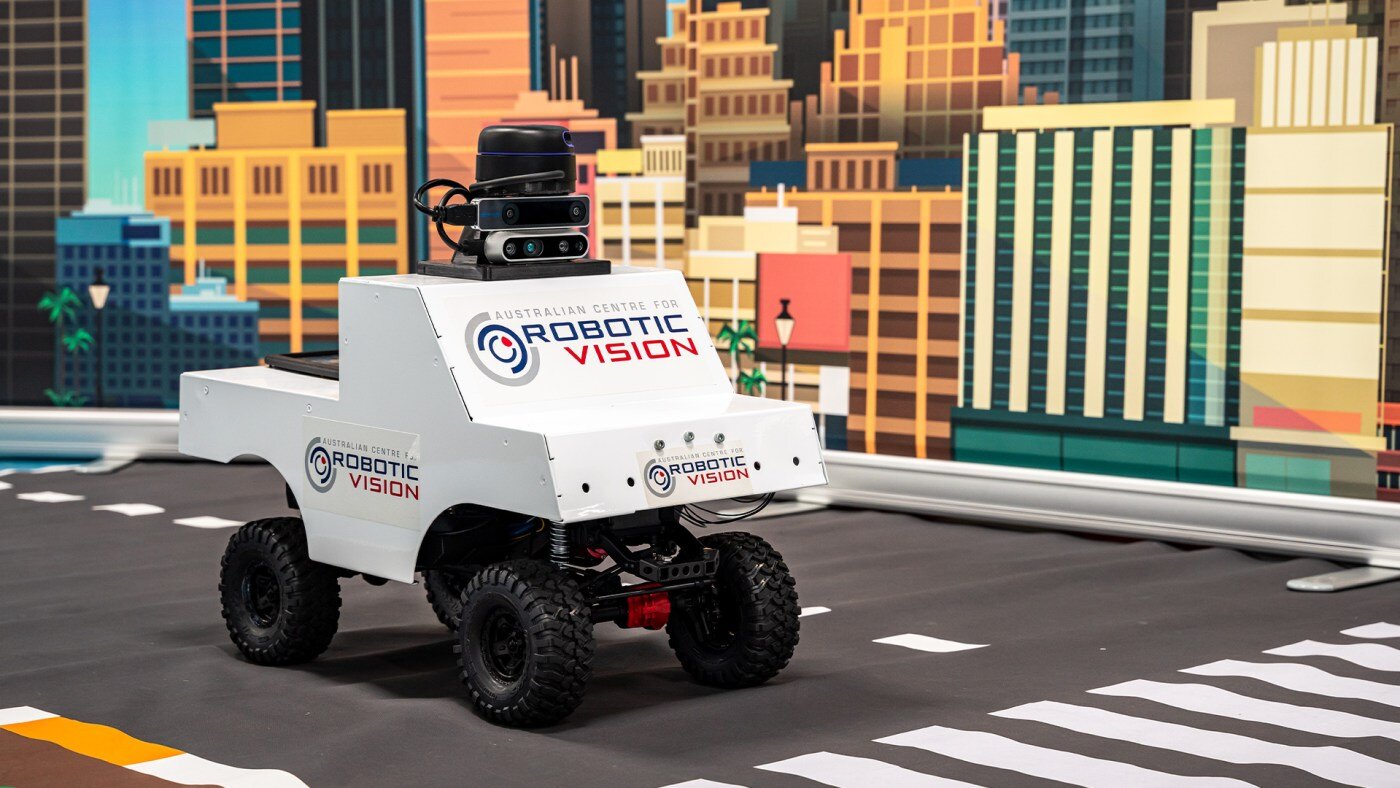 qut-robotics1-wsf.jpg