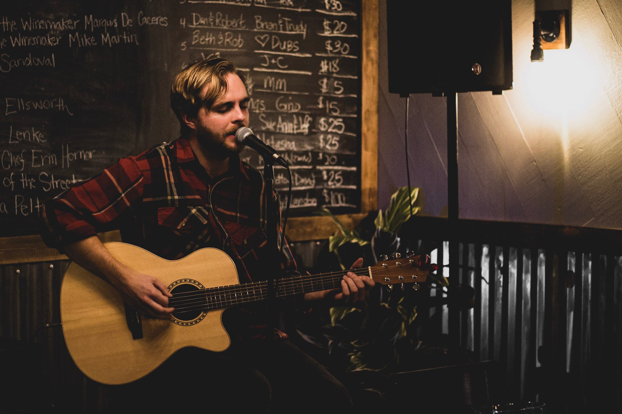 Live music at the Winery: DAIN