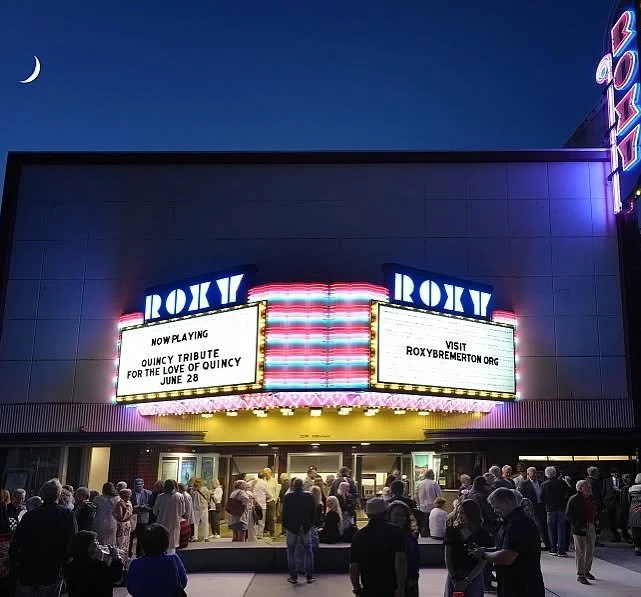 Sunday Fund-Day: Roxy Theatre at the Manette Wine Bar