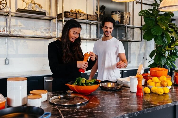 ORGANIZING YOUR KITCHEN