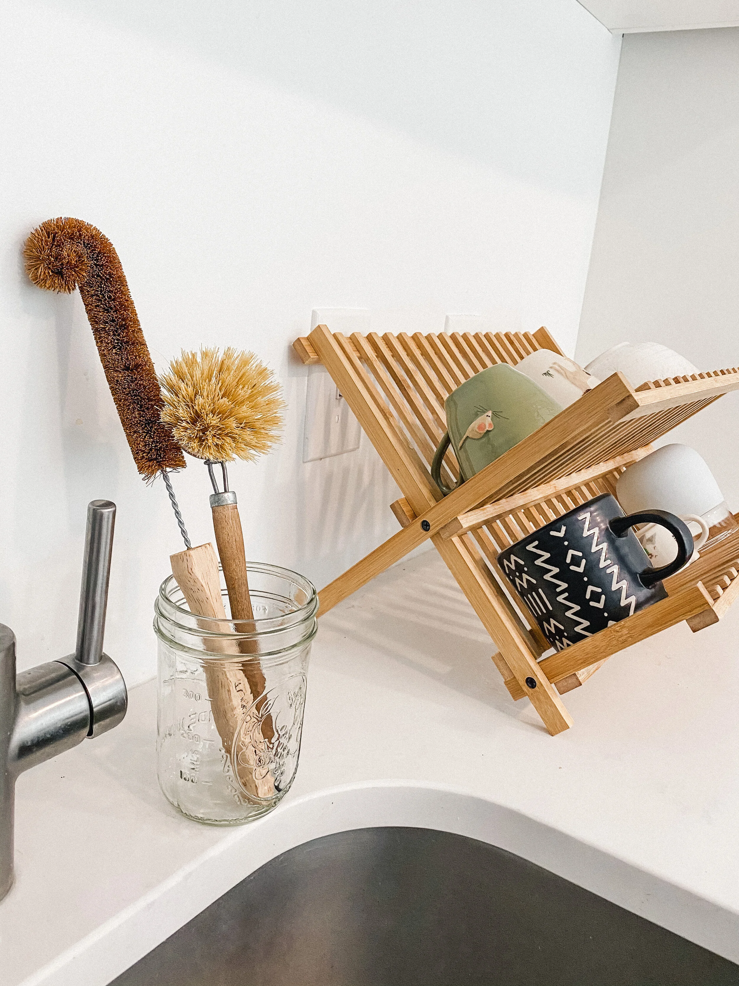 Low Waste Kitchen with Bamboo Dishrack