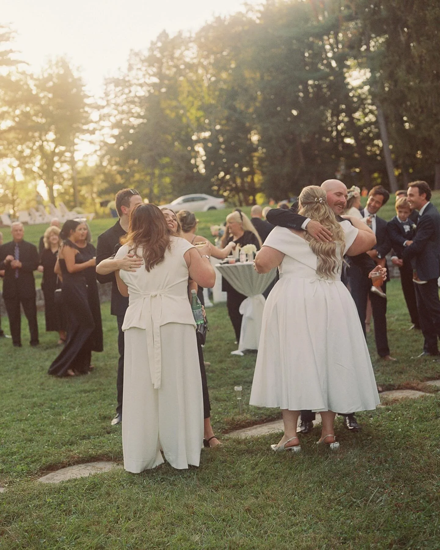 Audrey + Leah 🖤

The most intentional, heartfelt day. So honored to capture such beautiful humans who radiate love and light. Thank you all for trusting me to capture such a special evening 🫶🖤