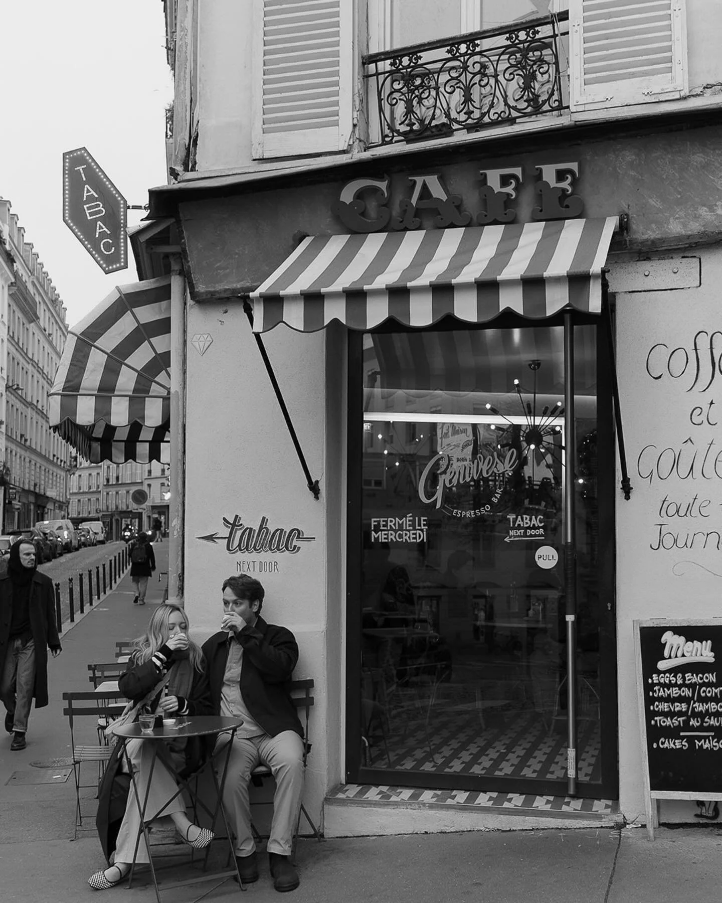 The sweetest proposal in the city of love 🖤

When Camille told me her and Lucas were going to be in Paris the same time as us, I asked her if they&rsquo;d be down for a shoot. About 20 minutes after we set a plan, her mom called me to tell me Lucas 