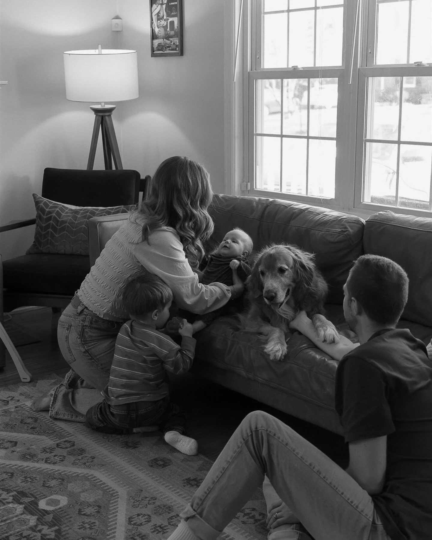 Jaynes family in their home in January ❄️🖤

A perfect first session of the year! In home sessions are so special and a perfect way to capture your day to day life. Nothing more real 🥲🥲