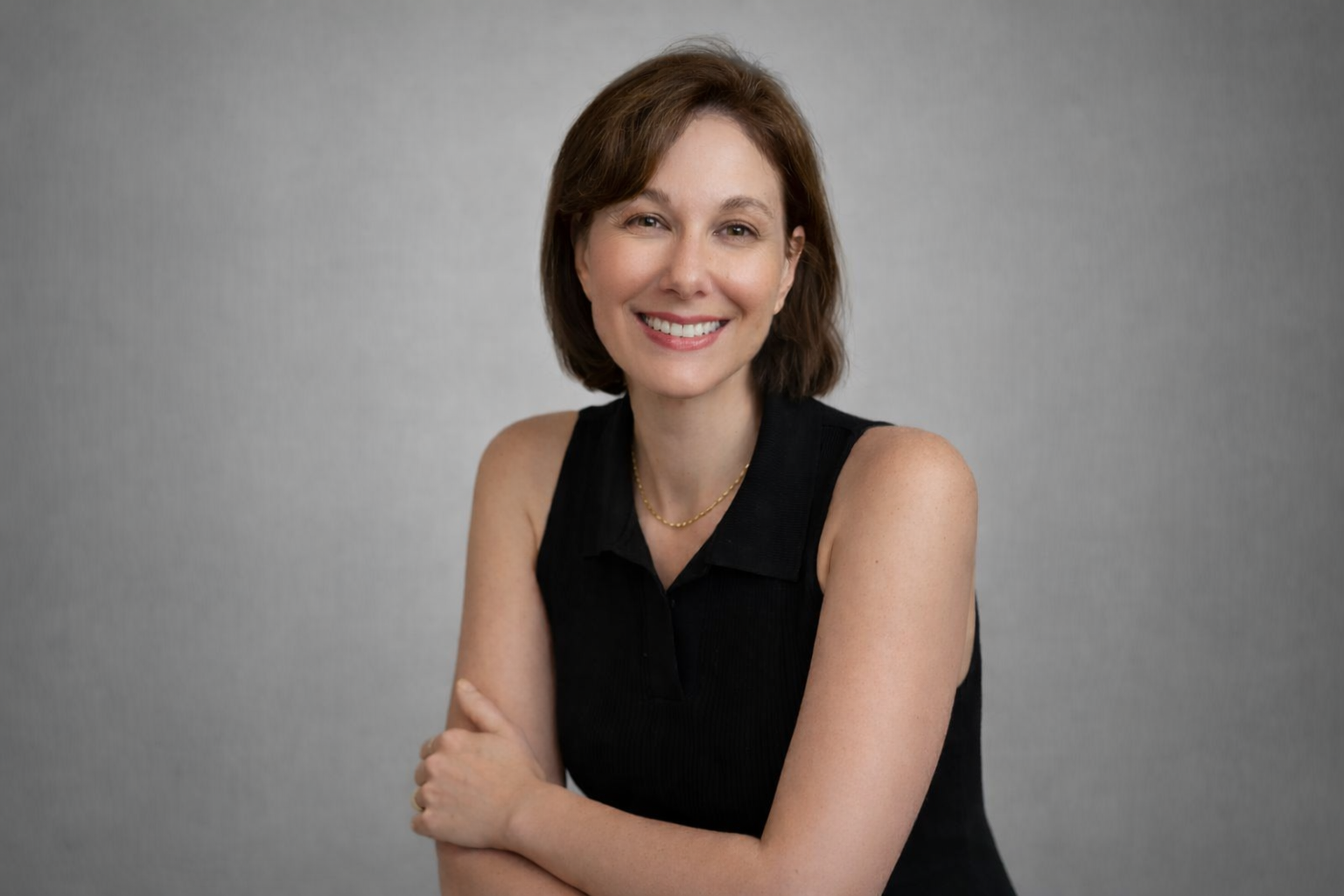 Bella Cohen-headshot-certified-rolfer