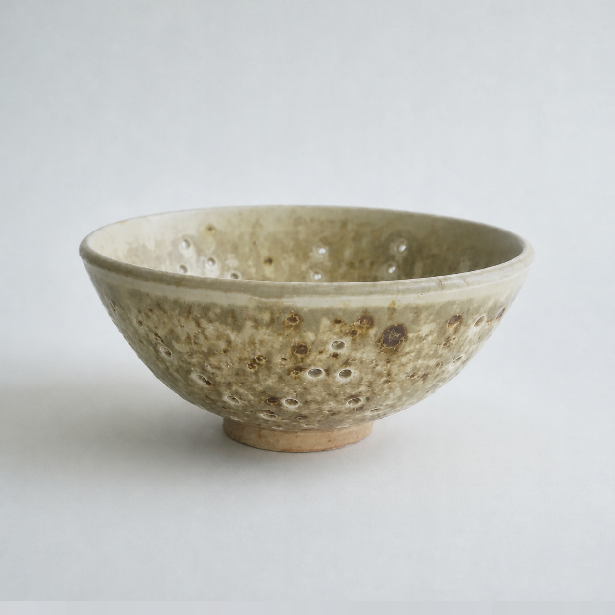 A wood fired colander