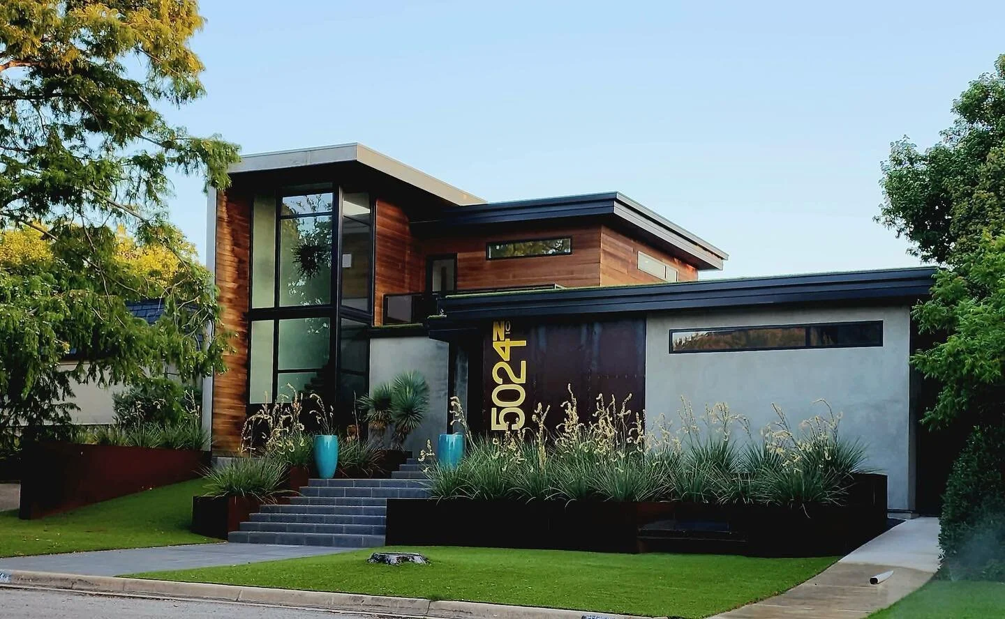 Flashback to one of our modern projects
.
.
.
.
.
.
.
.
.

#beforeandafter #modernhome&nbsp;#interiordesign&nbsp;#interior&nbsp;#design&nbsp;#homedecor&nbsp;#architecture&nbsp;#home&nbsp;#homedesign&nbsp;#moderndesign&nbsp;#interiors&nbsp;#decor&nbsp