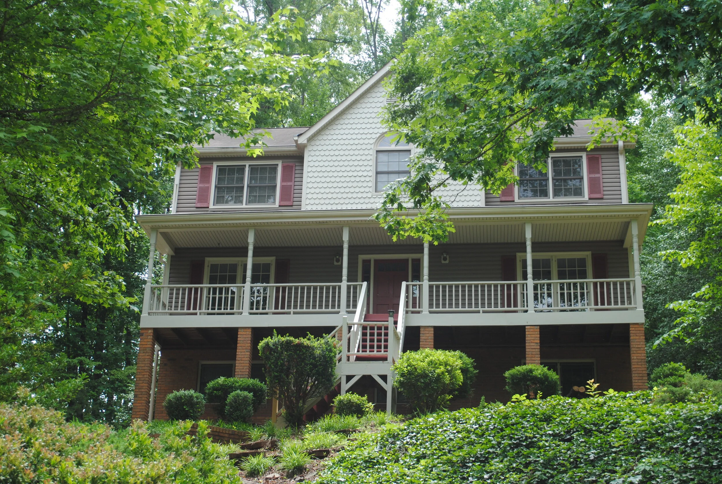 candlewood exterior.jpg