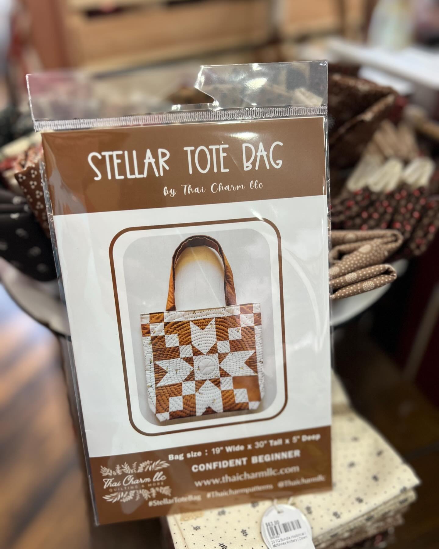 Bag Makers: Check out the very charming Stellar Tote pattern - new in the shop! 

Designed by @thaicharmllc&hellip;we just love it!

Our shop hours:
Monday-Thursday: 9:30am-8pm
Friday-Saturday: 9:30am-4pm
Sunday: Noon-4pm
Online: 24/7 

Our North Tex