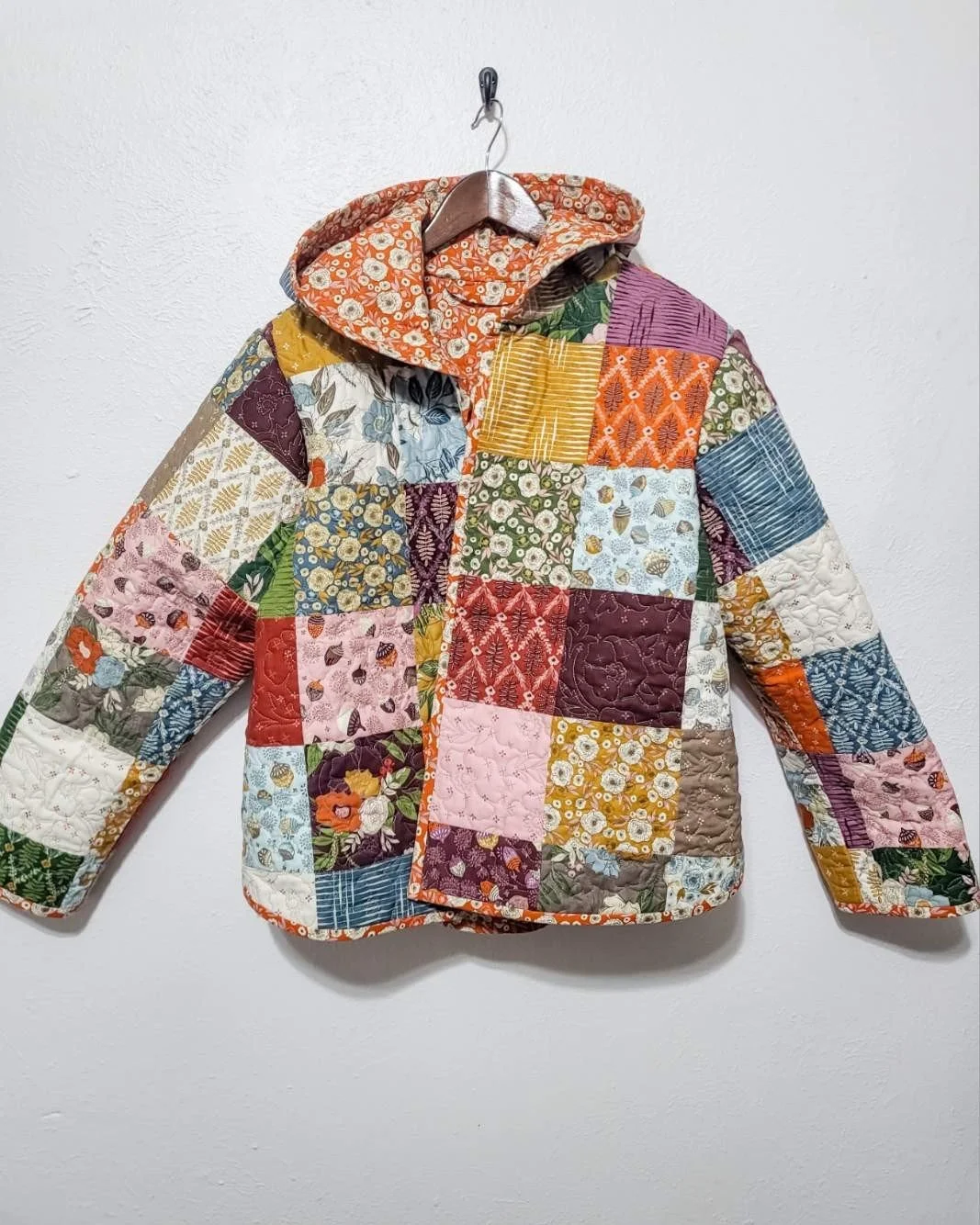 New Quilted Jacket Class - 2 Sessions, October 4 and 11

We are so excited to have Jess as a guest instructor to teach this project using the Tamarack Jacket pattern by Grainline Studio. This warm and stylish jacket is perfect for spring and fall lay