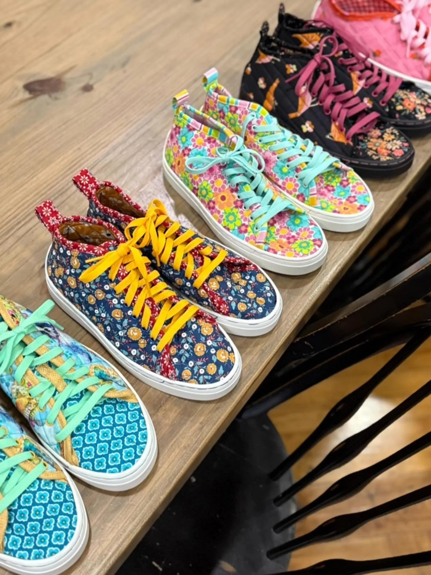 A New &quot;After Hours&quot; Quilted Sneaker Workshop with Belinda is added to the class calendar for Friday, December 12, from 4pm - midnight! 

The whole shop will be dedicated to this fun evening workshop!! DEADLINE FOR REGISTRATION IS NOVEMBER 1