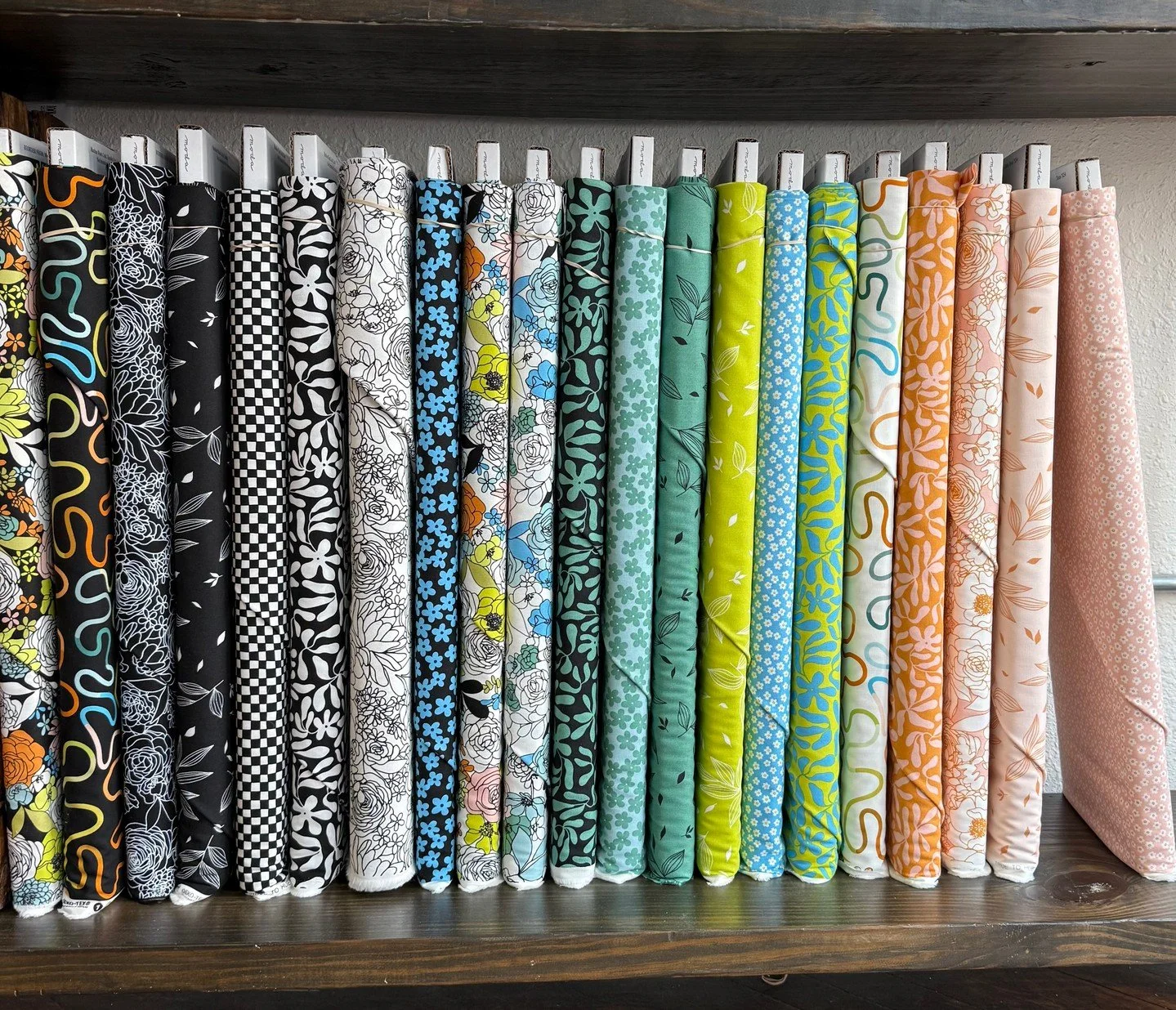 True to Hue by Alli K
 
We&rsquo;re so happy to welcome True to Hue, the newest collection from Alli K, a Dallas area designer for Moda Fabrics!

This collection is all about celebrating color &mdash; bright, happy hues paired with playful prints tha