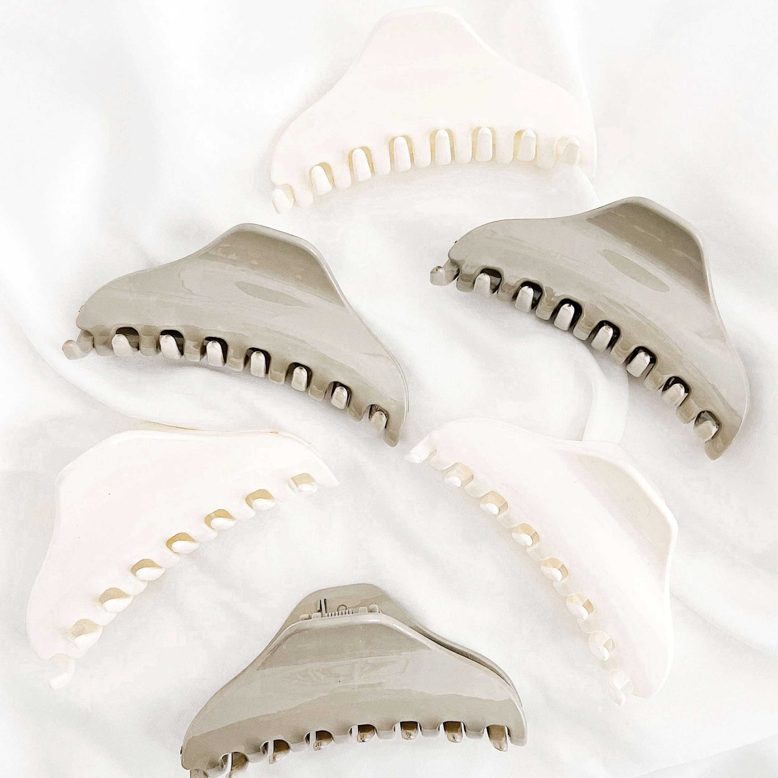 multi neutral clips.JPG