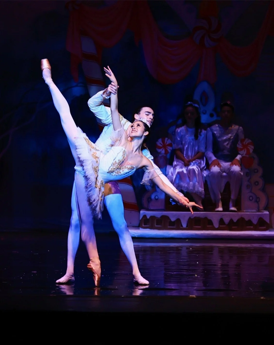 Alyssa-Marie Muna (Sugar Plum) and Phoenix Wilkins (Cavalier) - Nutcracker 2022