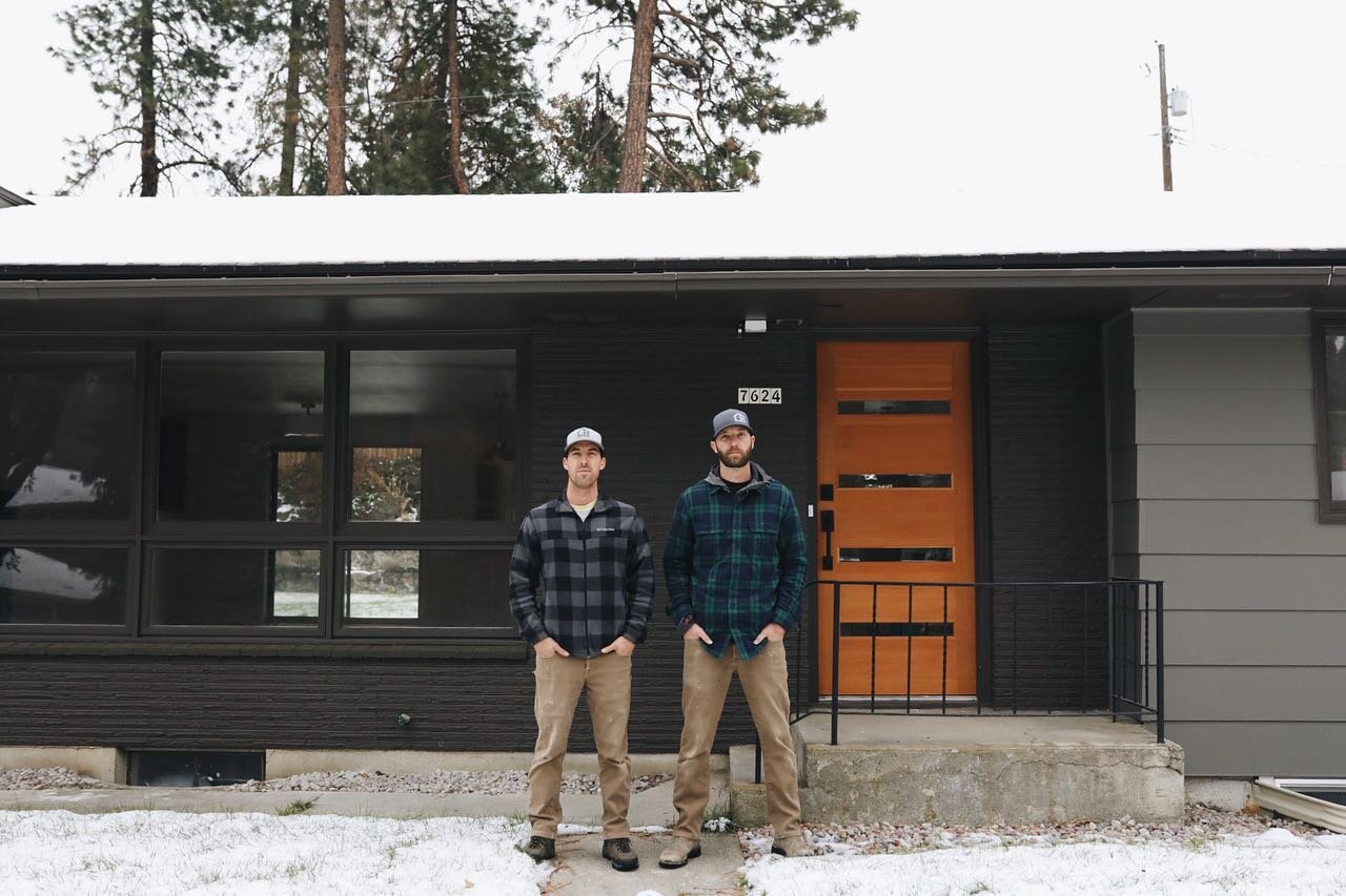 We handed keys over to the new owners and can&rsquo;t wait to see how they make this awesome house into their family&rsquo;s home. Now, on to the next!
.
.
. 
.
.
.
#flip #houseflip #fliporflop #Fixerupper #bathroomremodel #craftsman #bathroom #moder