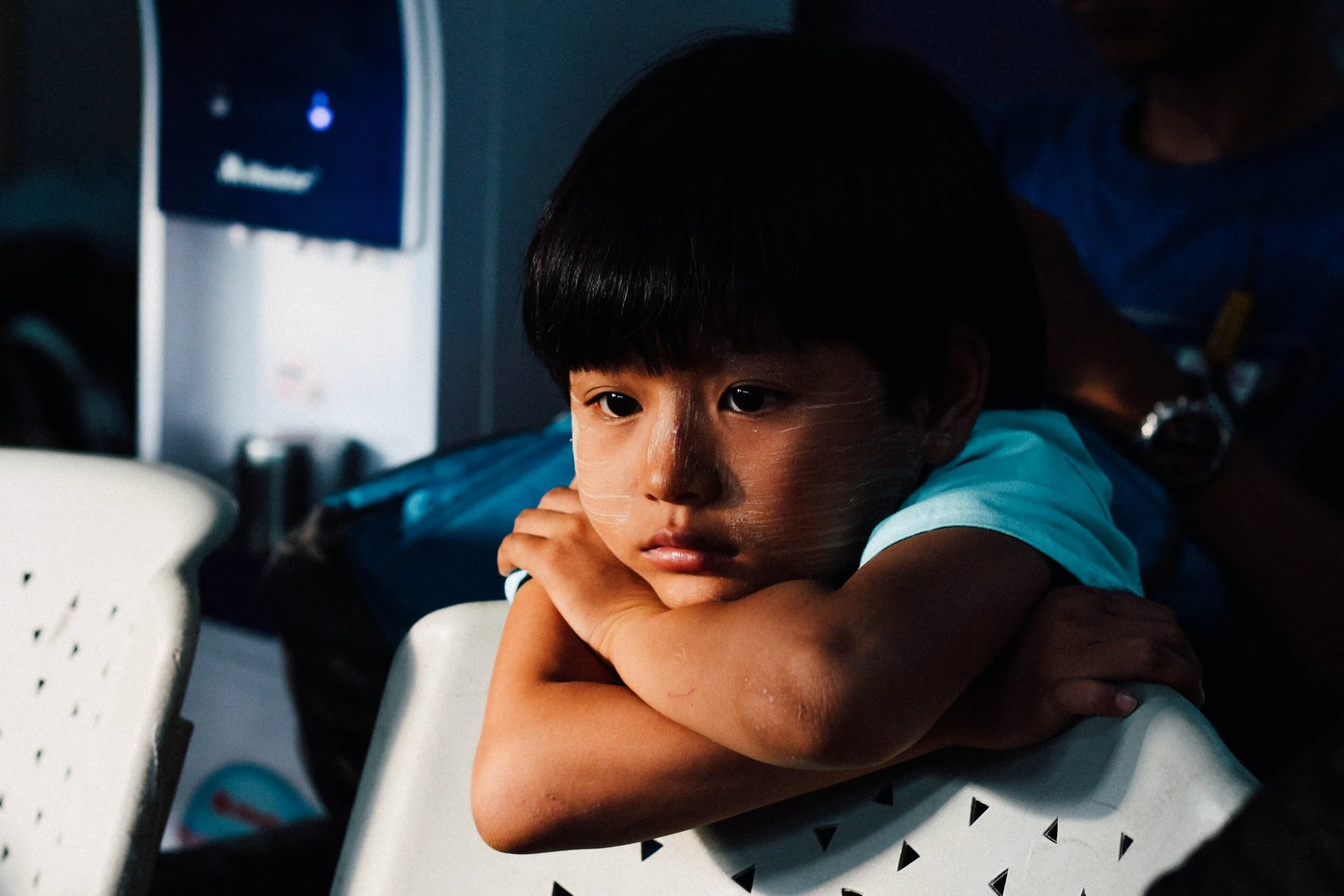 Young boy looking off into distance | counseling for depression | depression treatment in San Diego, CA | depression therapist | depression in adults | depression in teens | San Diego, CA 92101 | La Jolla, CA 92037 |  Mission Valley, CA 92108