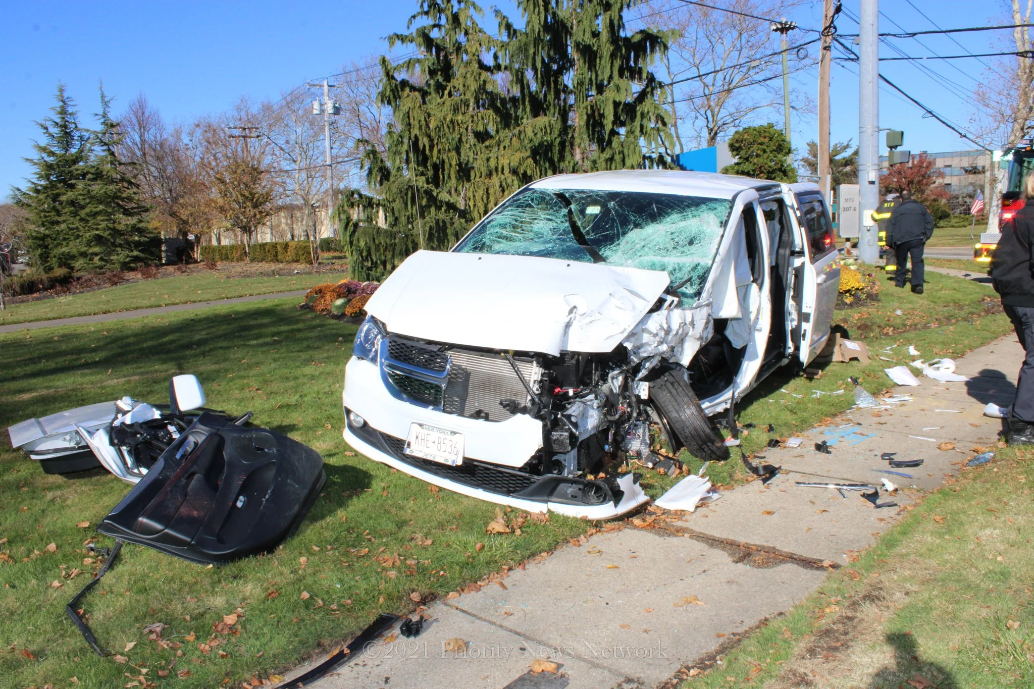 3 Hurt In Serious Crash on Route 110 in Melville
