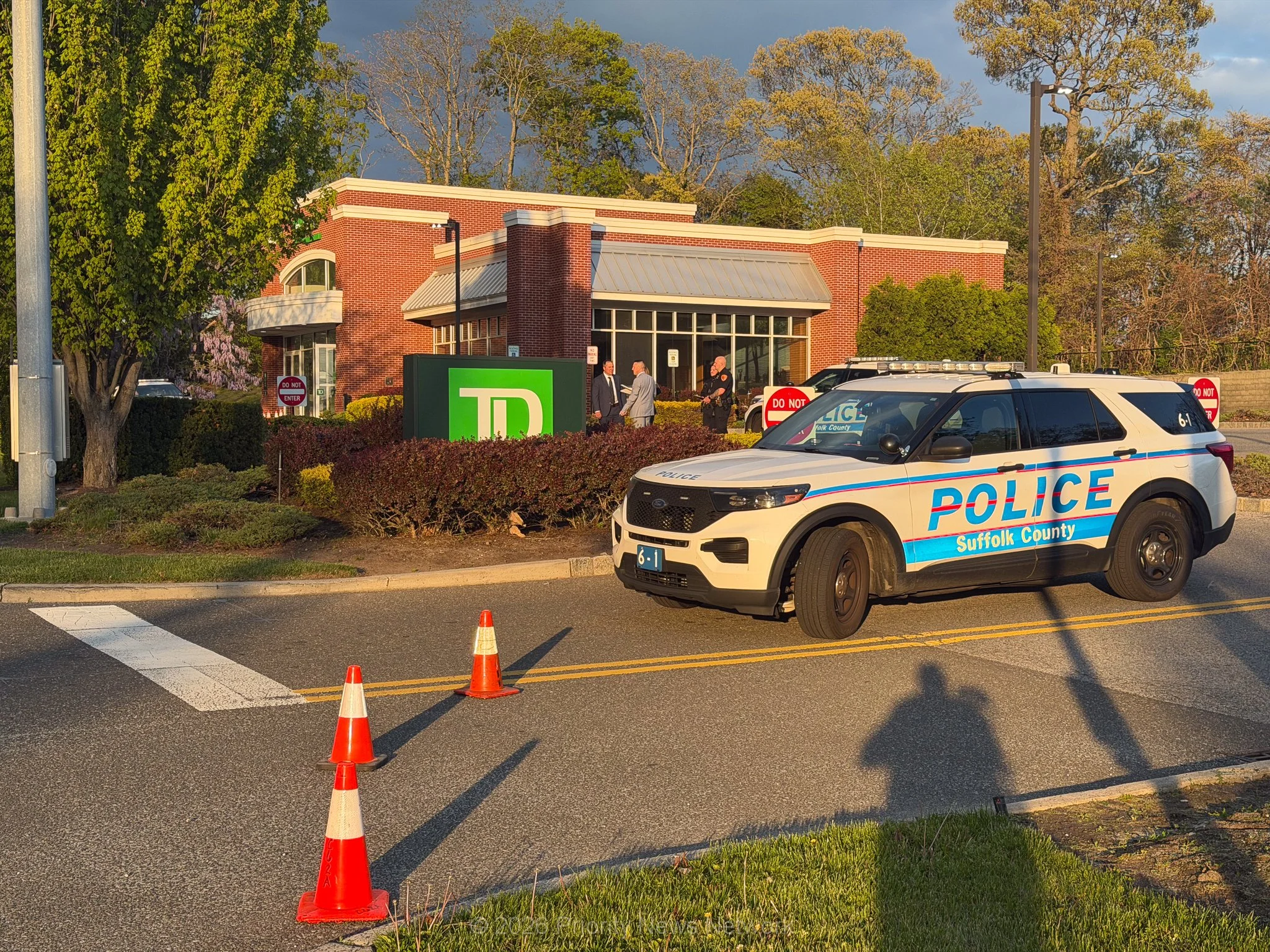 Man Robs TD Bank in Lake Ronkonkoma