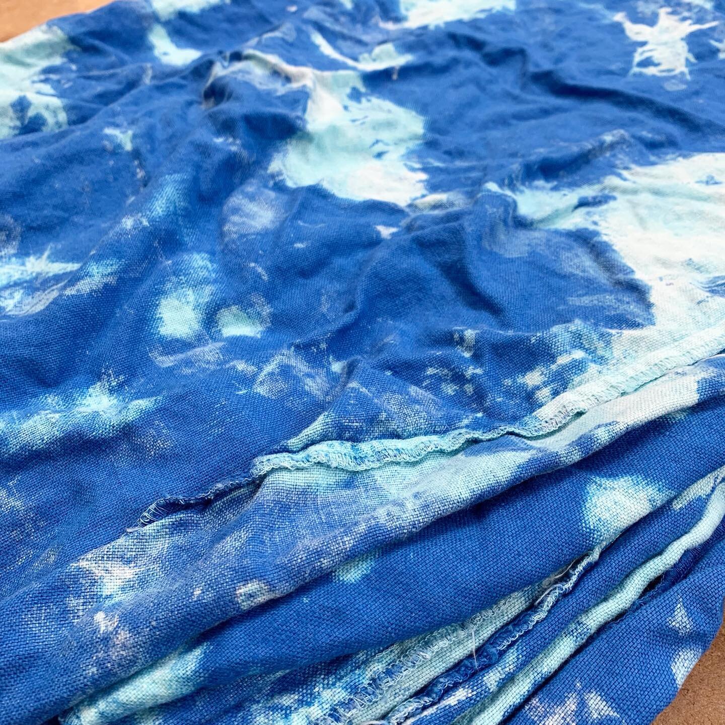Blue tie dye // #dyehouse #LA #fashion #garmentdye