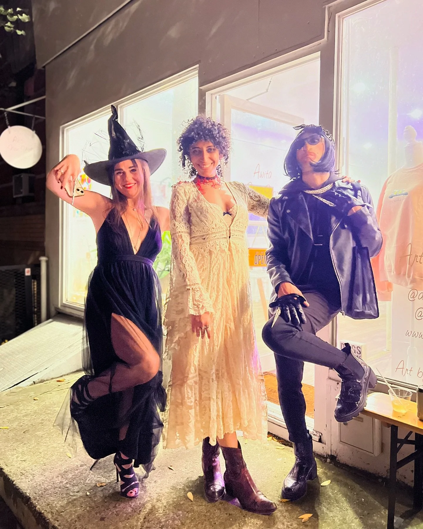 We had such a great time at last night&rsquo;s closing reception! And don&rsquo;t forget&mdash;our next opening reception is tomorrow evening from 7-9 pm, kicking off a month-long exhibition. Hope to see you there!!!

#awitanewyork