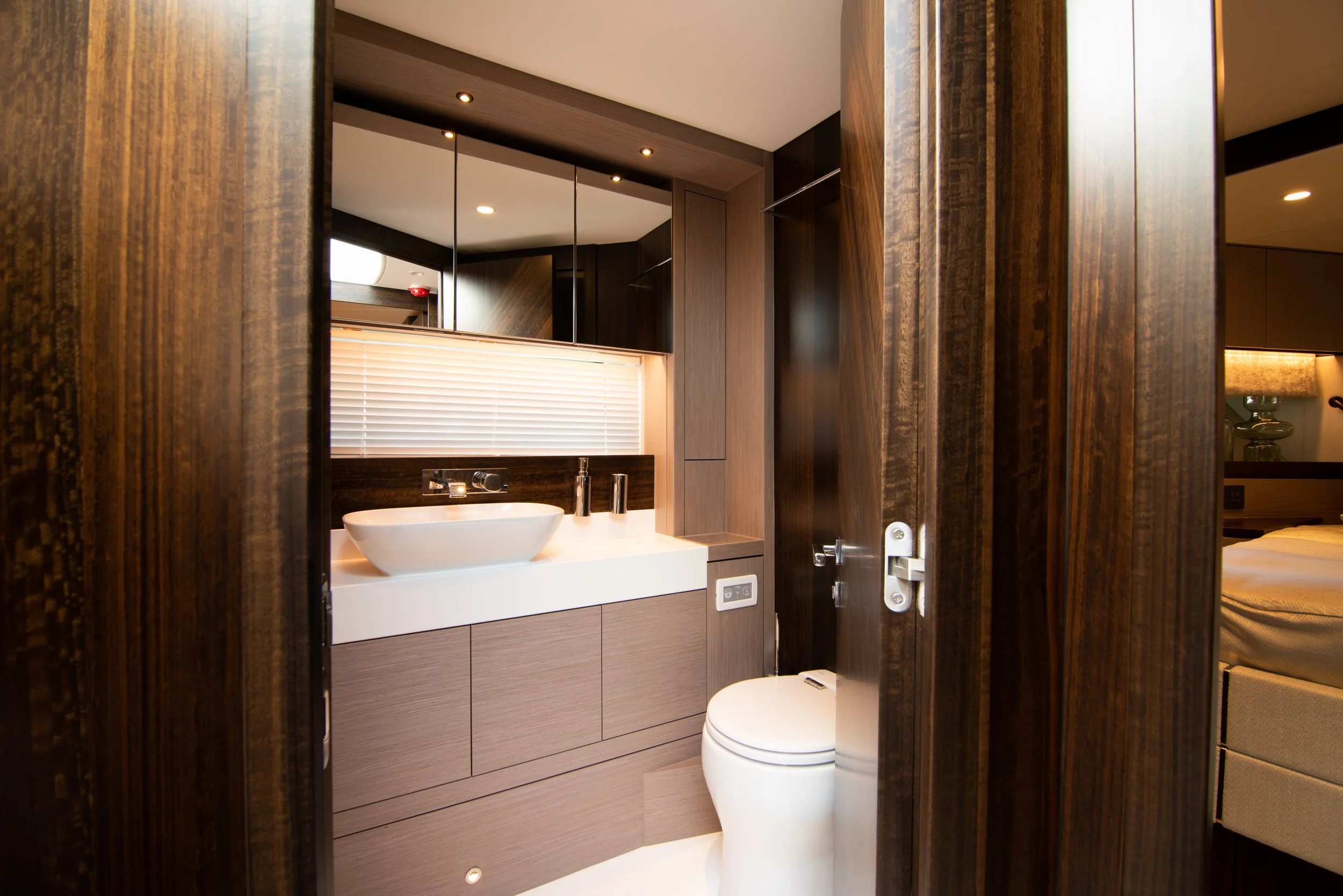 Sunseeker Manhattan_00131.jpg