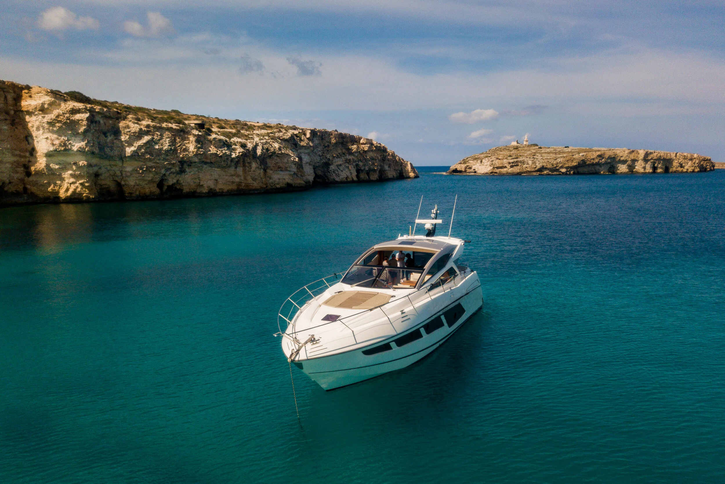 Sunseeker 57_00067v2.jpg