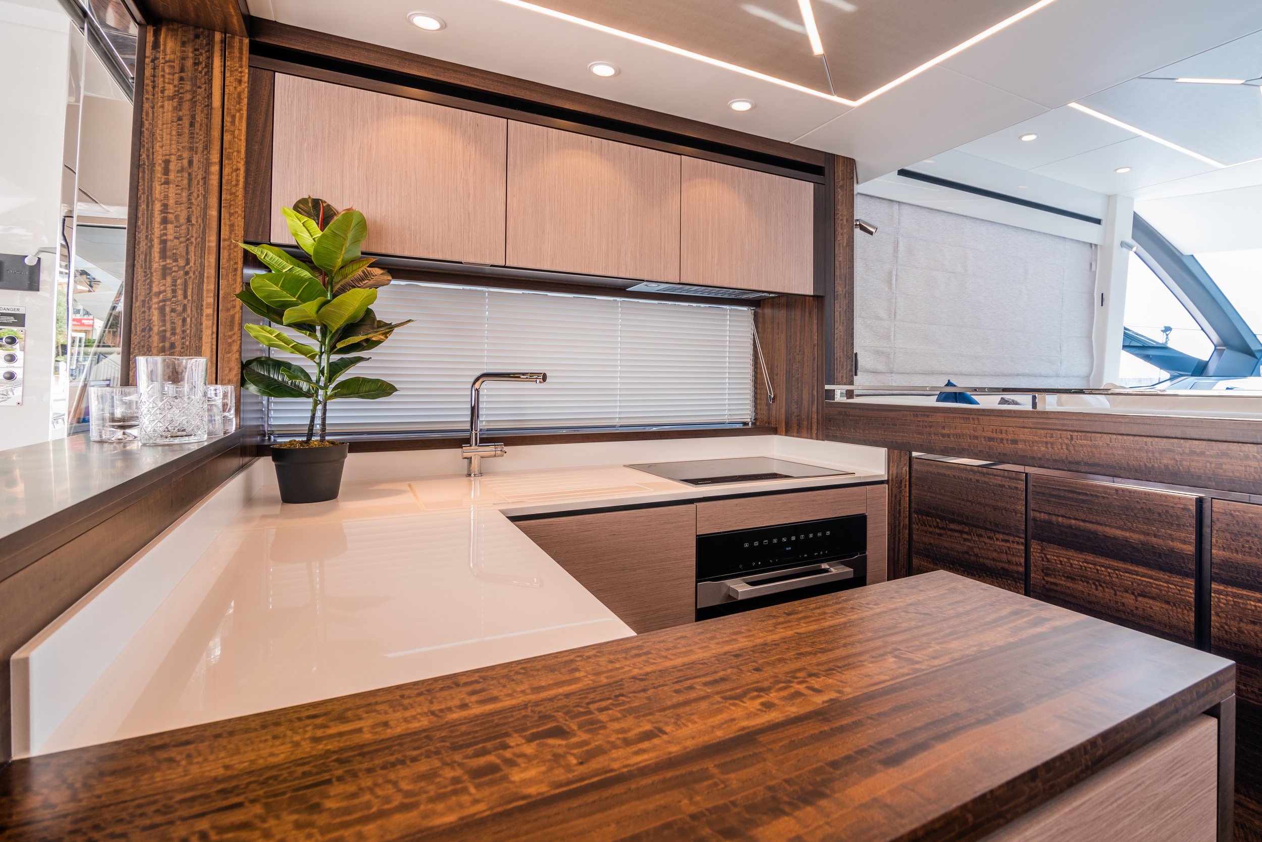 Sunseeker Manhattan_00055.jpg