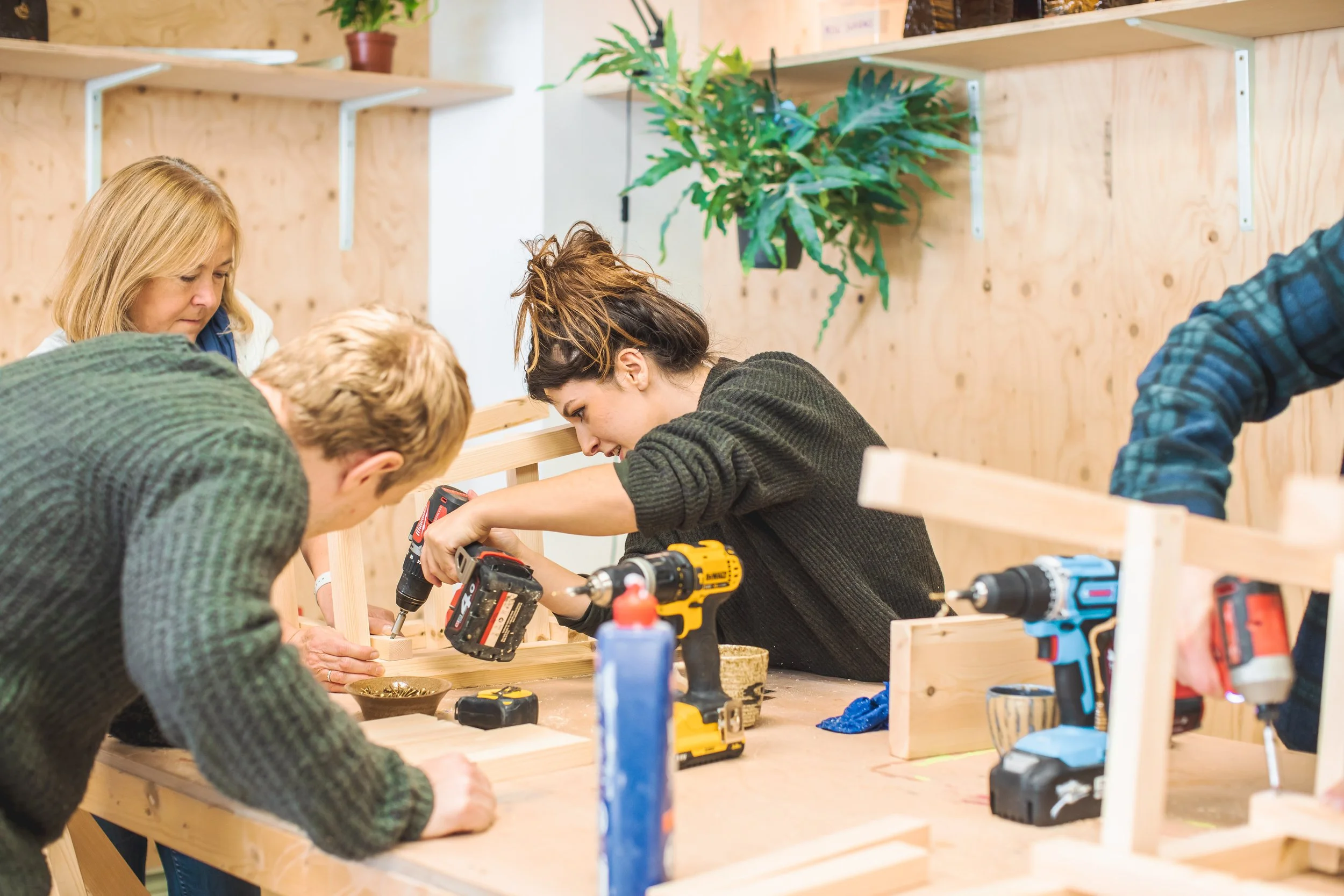 BIG LIGHT - Photo Frame Making