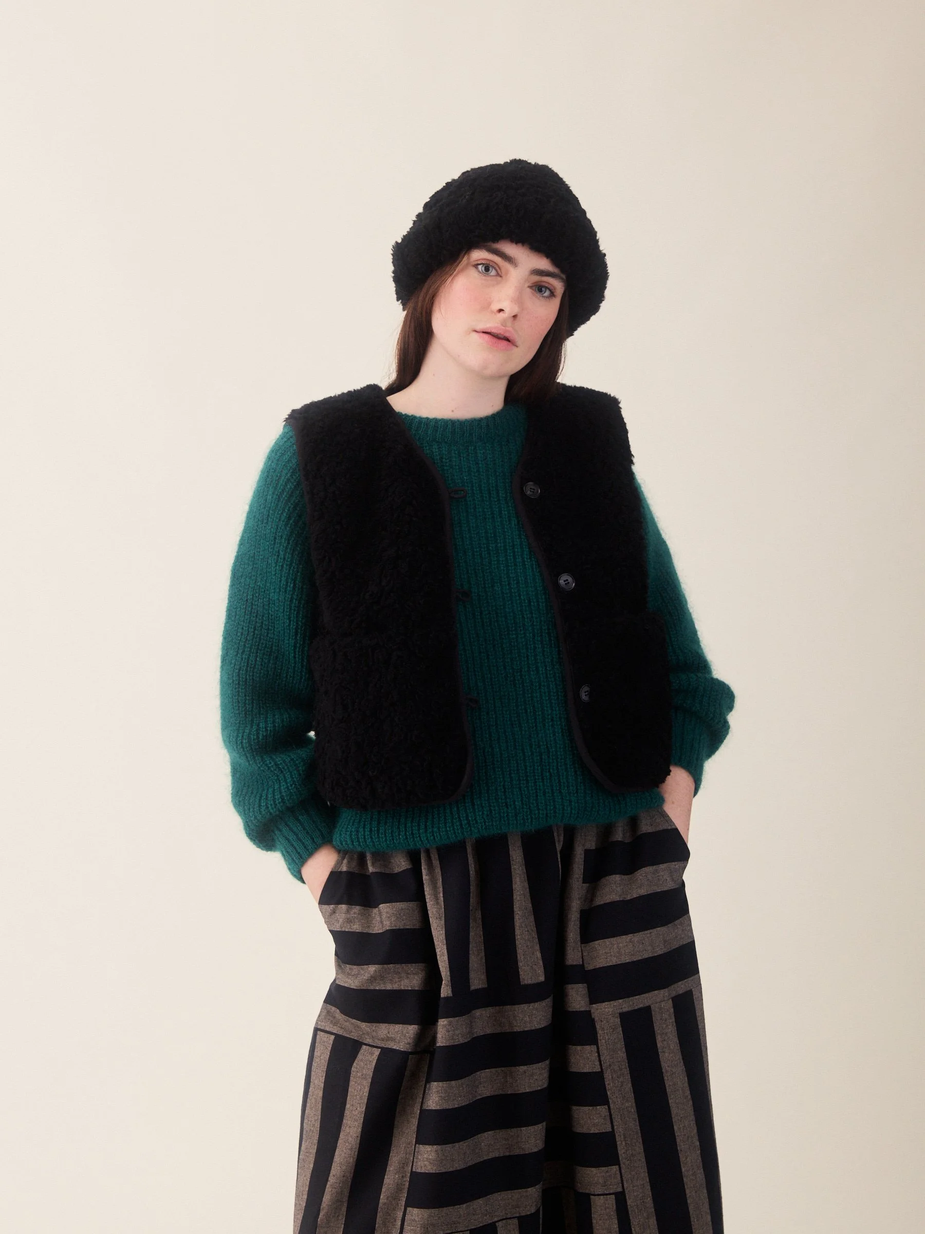 Aida Vest - Black