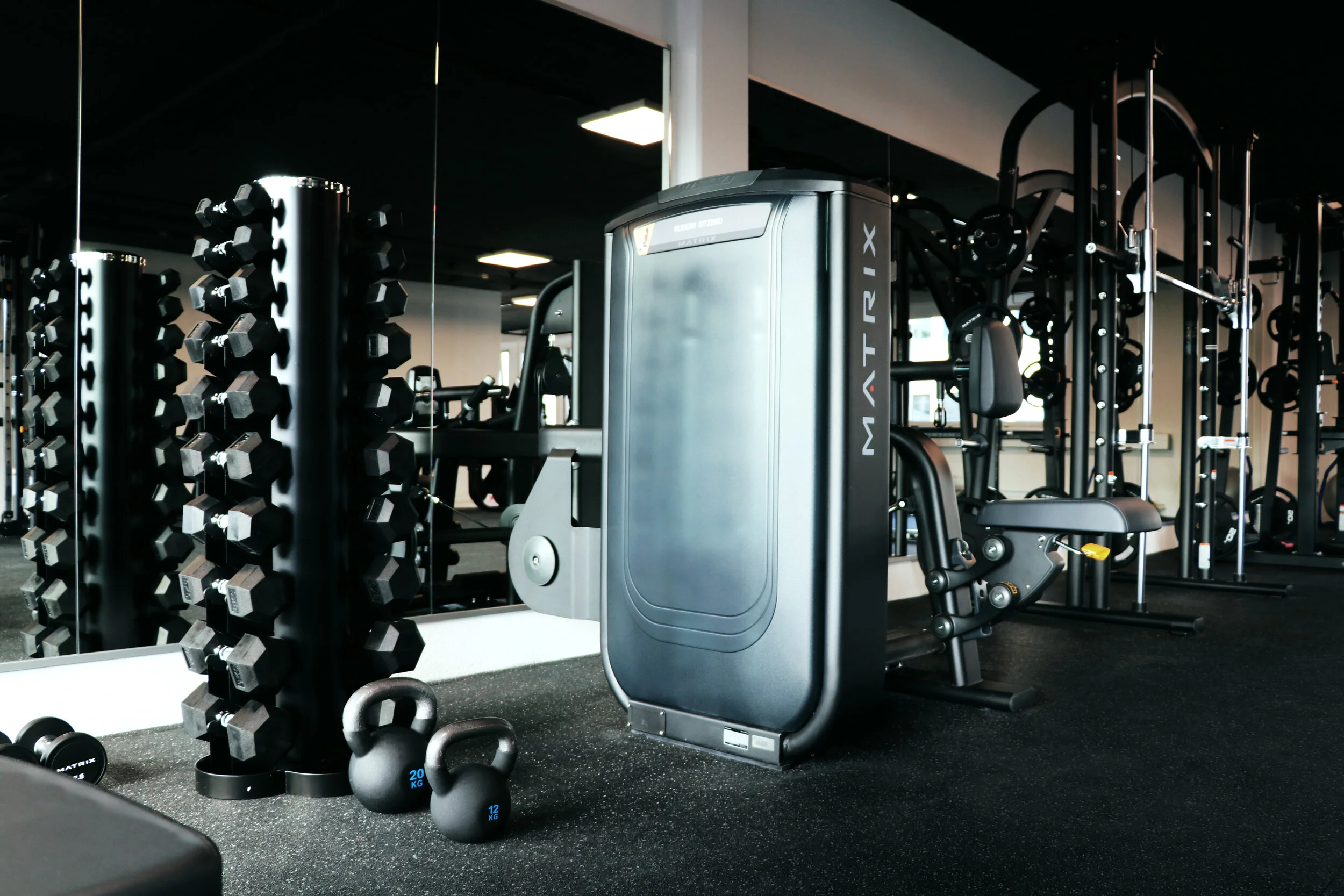 Krafttrainingsbereich bei JS Personal Training in Dübendorf