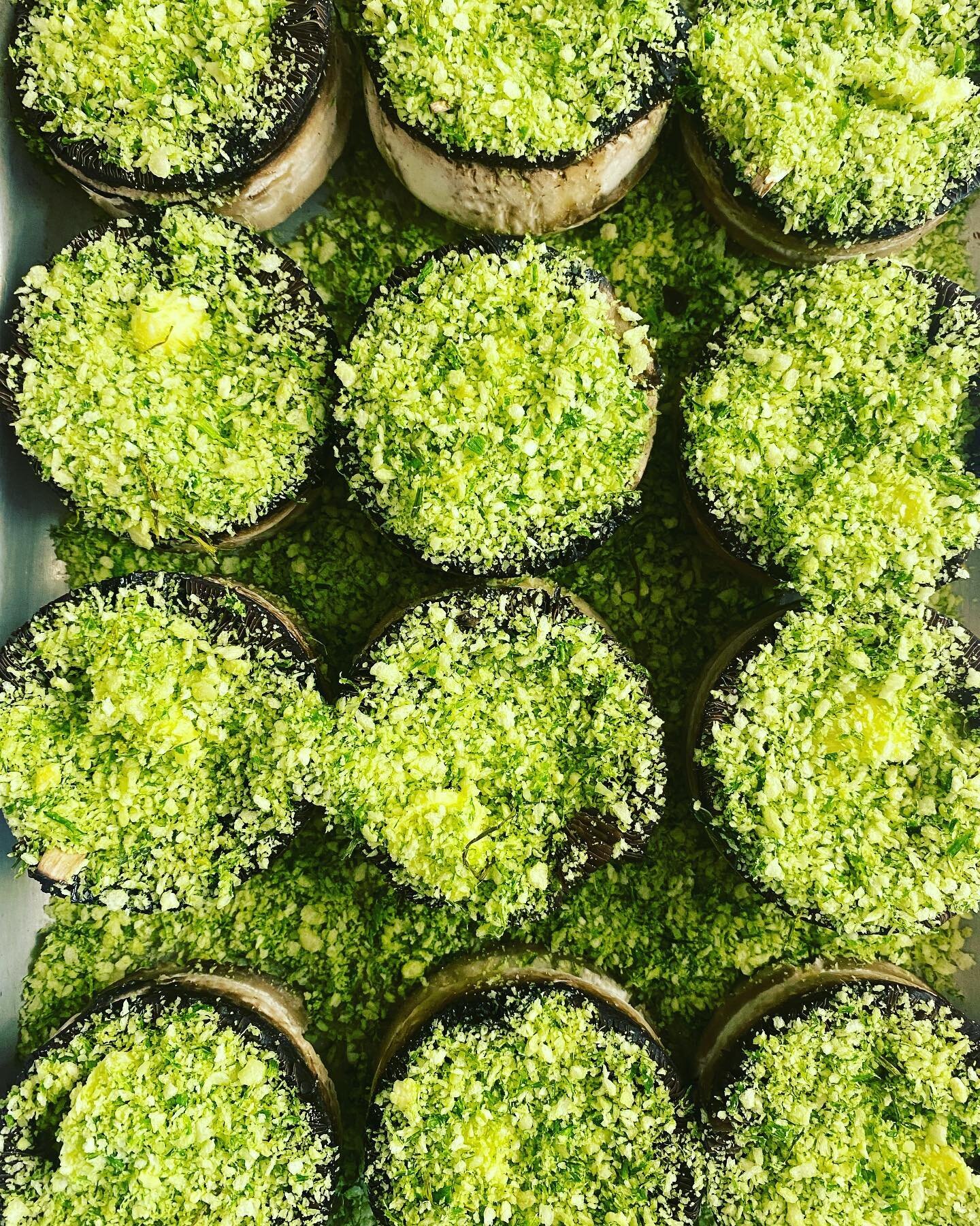 Portobello Mushrooms topped with Herb Crumb 🌱 Paired tonight with Dry Aged Sirloin Steak, Bone Marrow &amp; Bordelaise Sauce 🍴
.
#restaurant #chef #mushroom #kitchen #service #smallbusiness #eatlocal