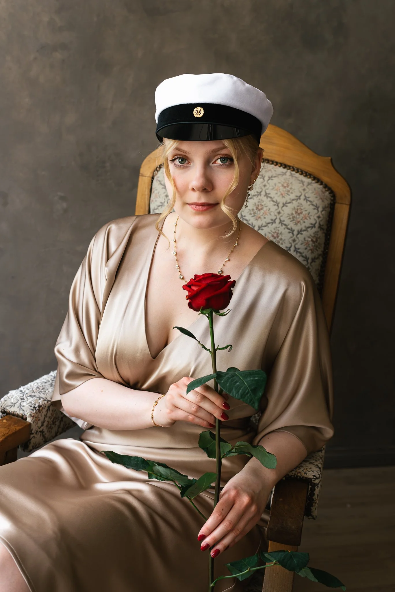 YlioppilaskuvausAinoAsomekoko-44.jpg