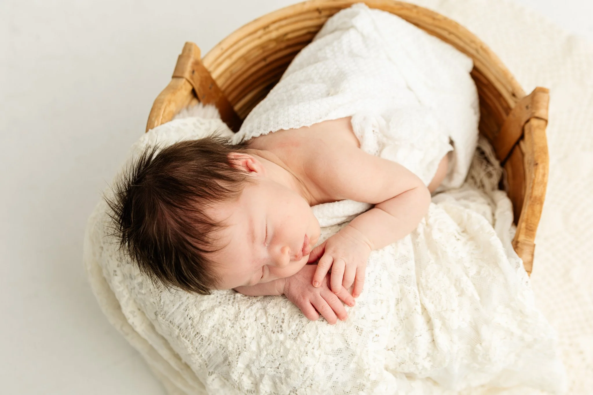 NewbornkuvausAttePnetti-74.jpg
