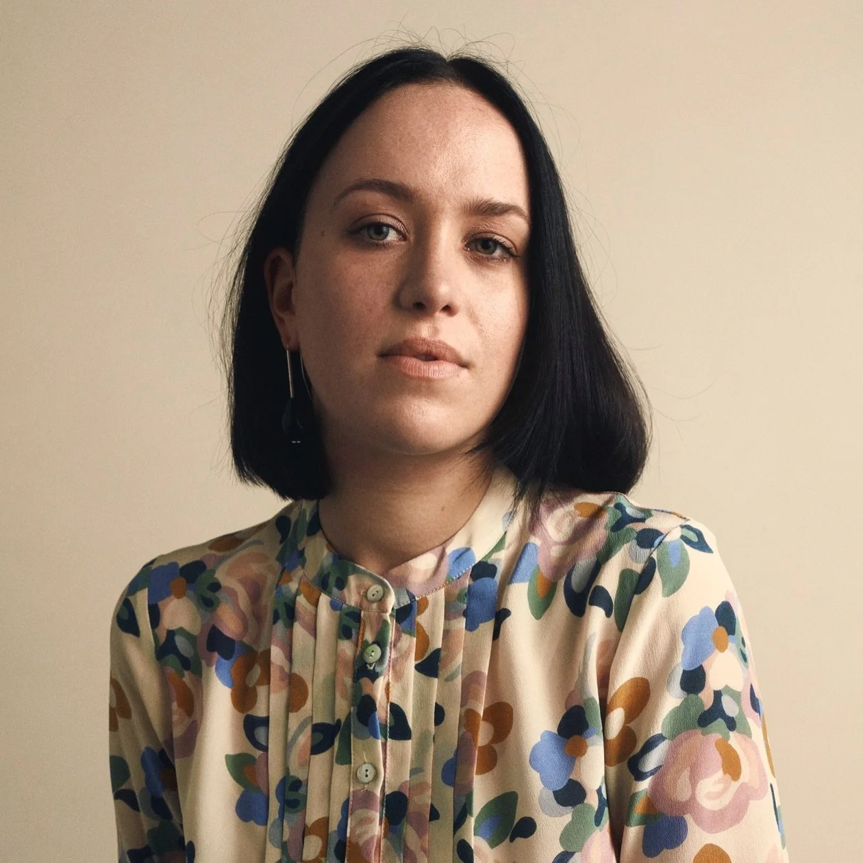 2016! The year I moved to NZ, started sewing and started wearing colour. I worked at @twentysevennames and with my auntie @thecarpentersdaughternz so was really getting into the local fashion and then got a job at @wearethefabricstore and the rest is