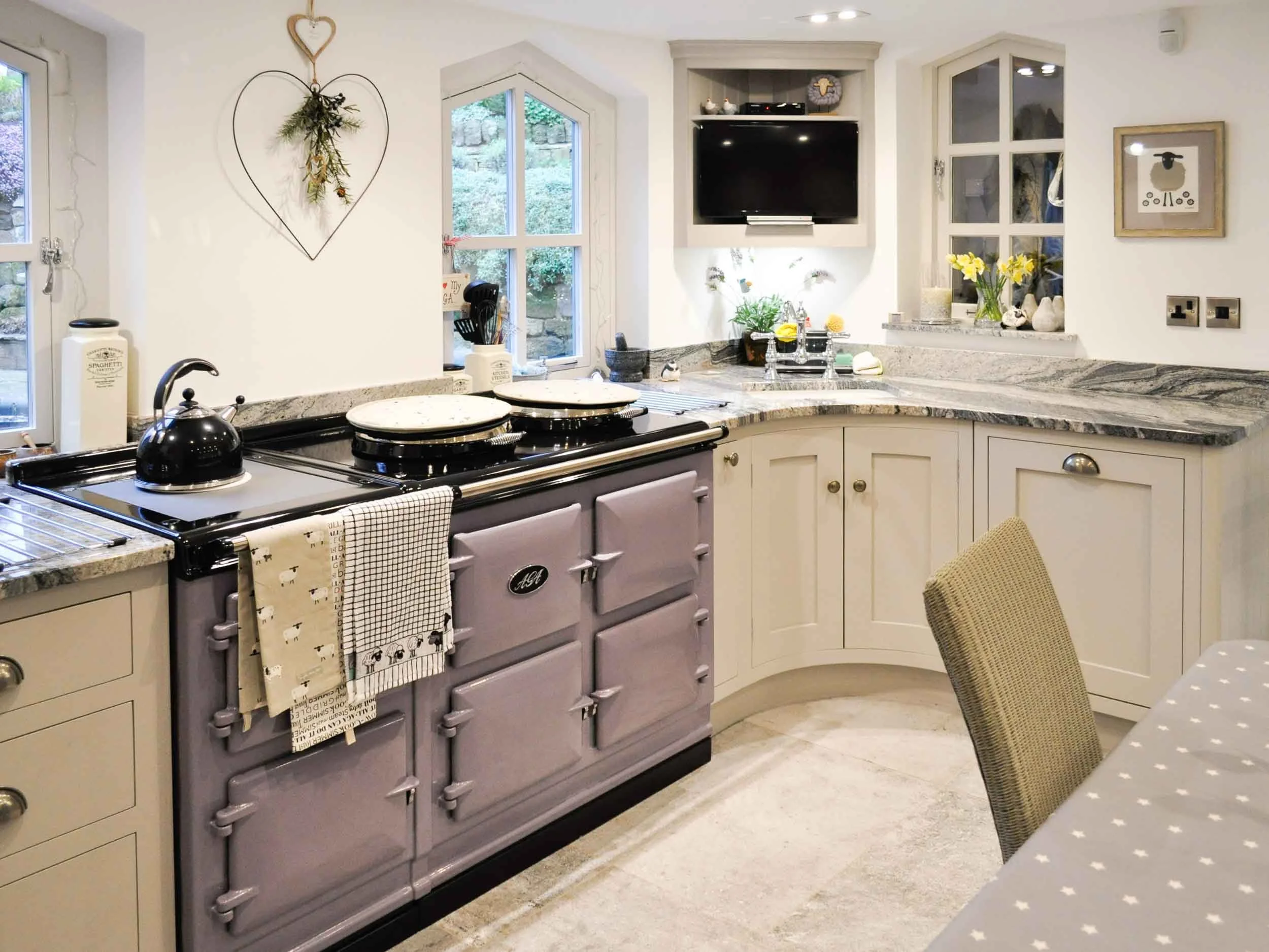 woods kitchen 4 x 3-4.jpg