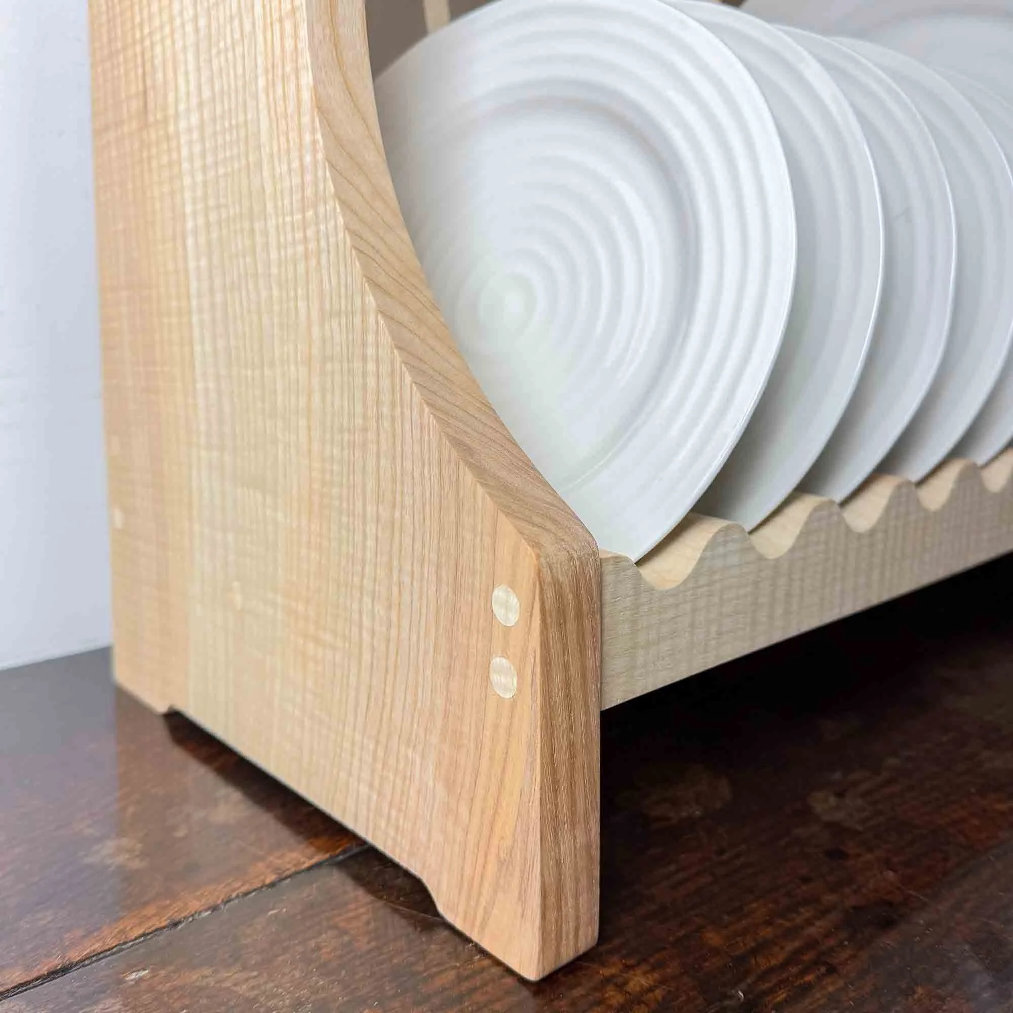 traditional wooden platerack