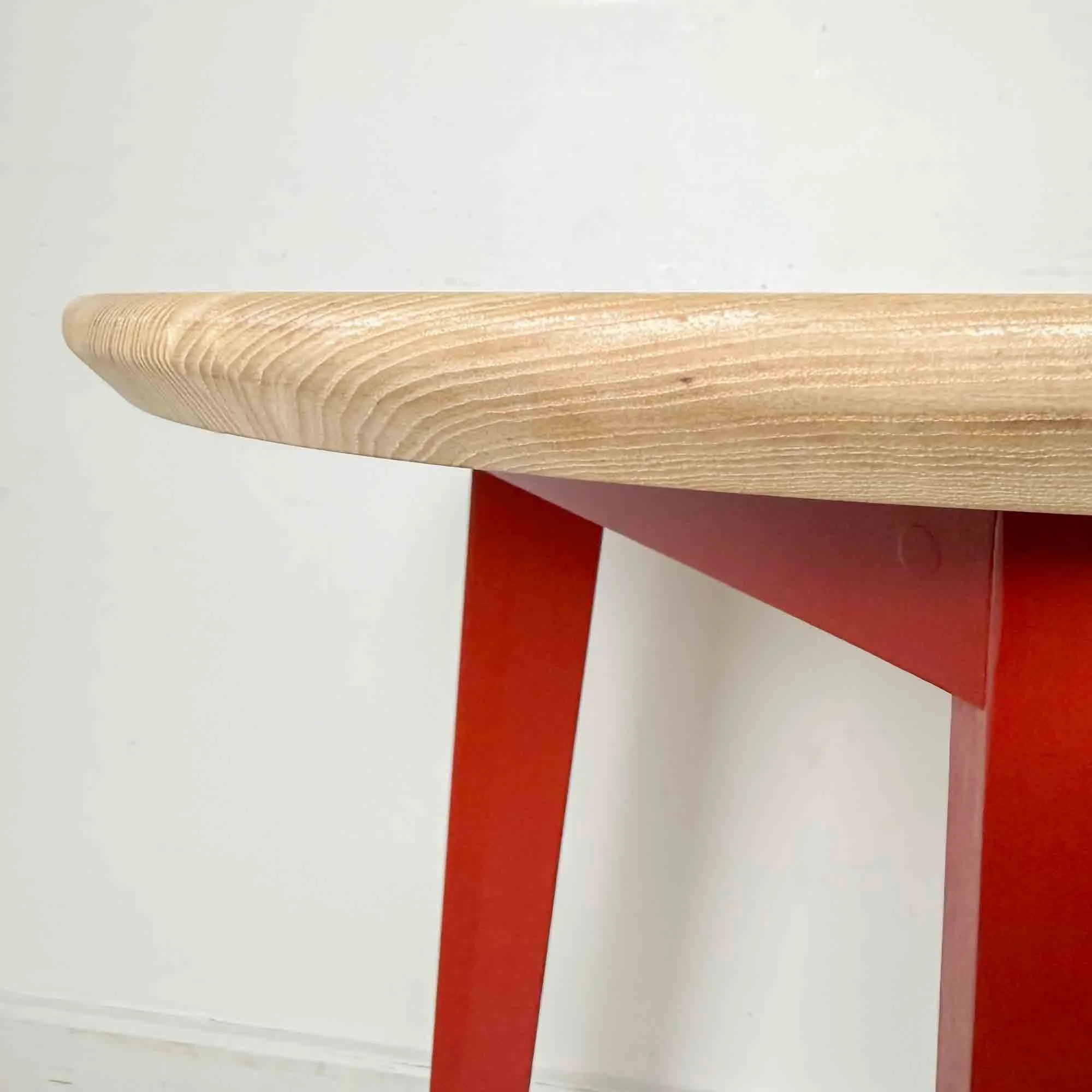 contemporary cricket table