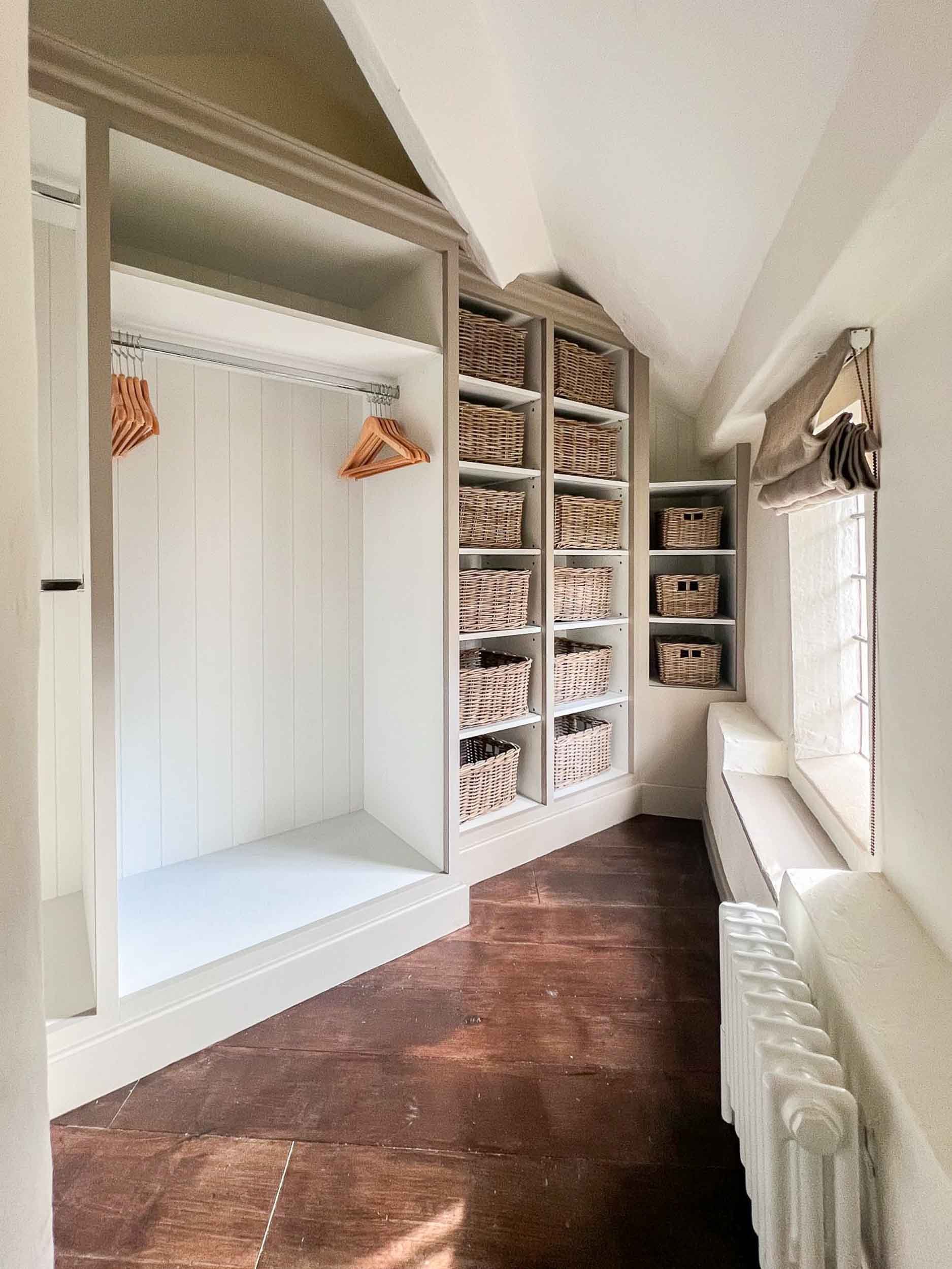 hempson putt dressing room 3 x 4.jpg