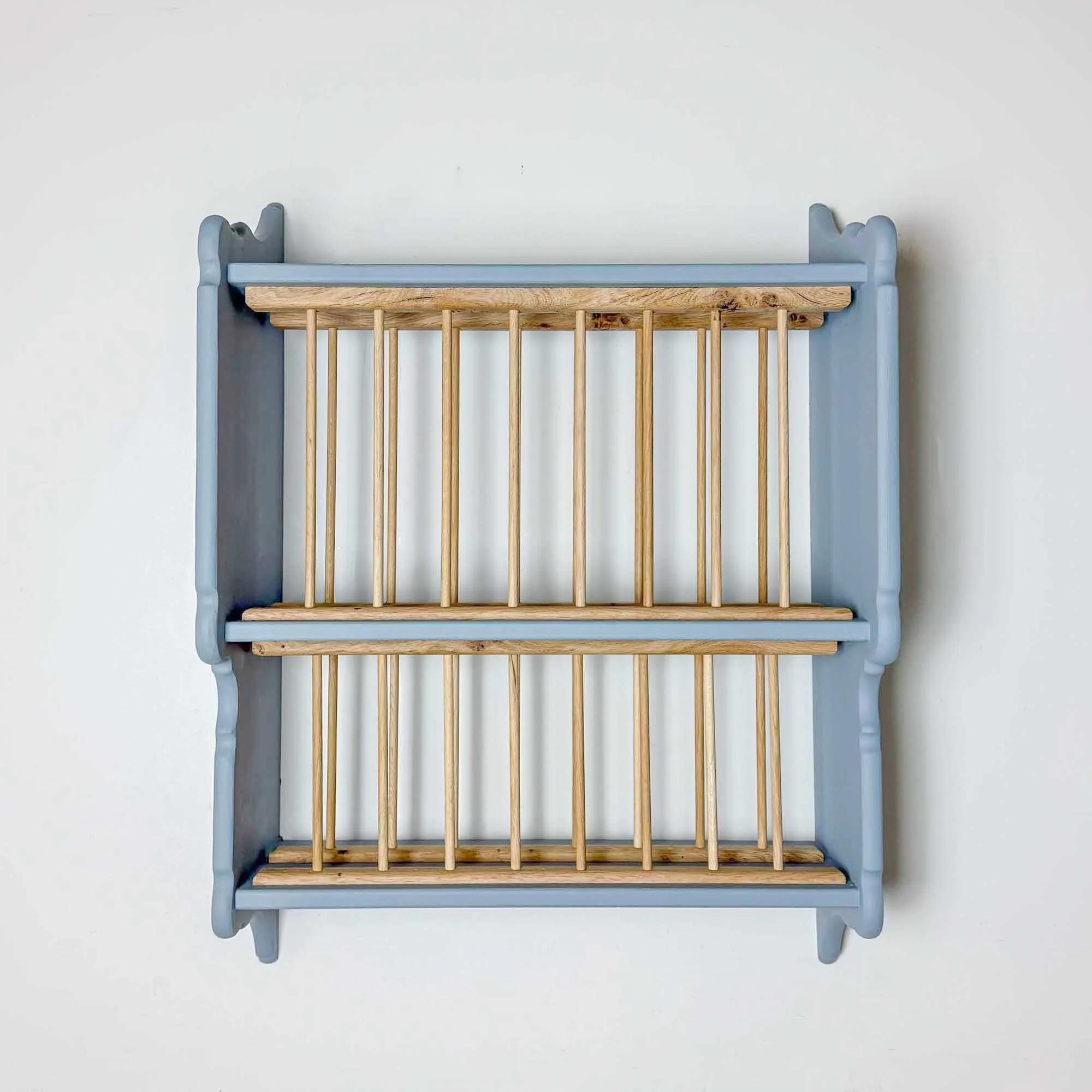 painted wooden platerack