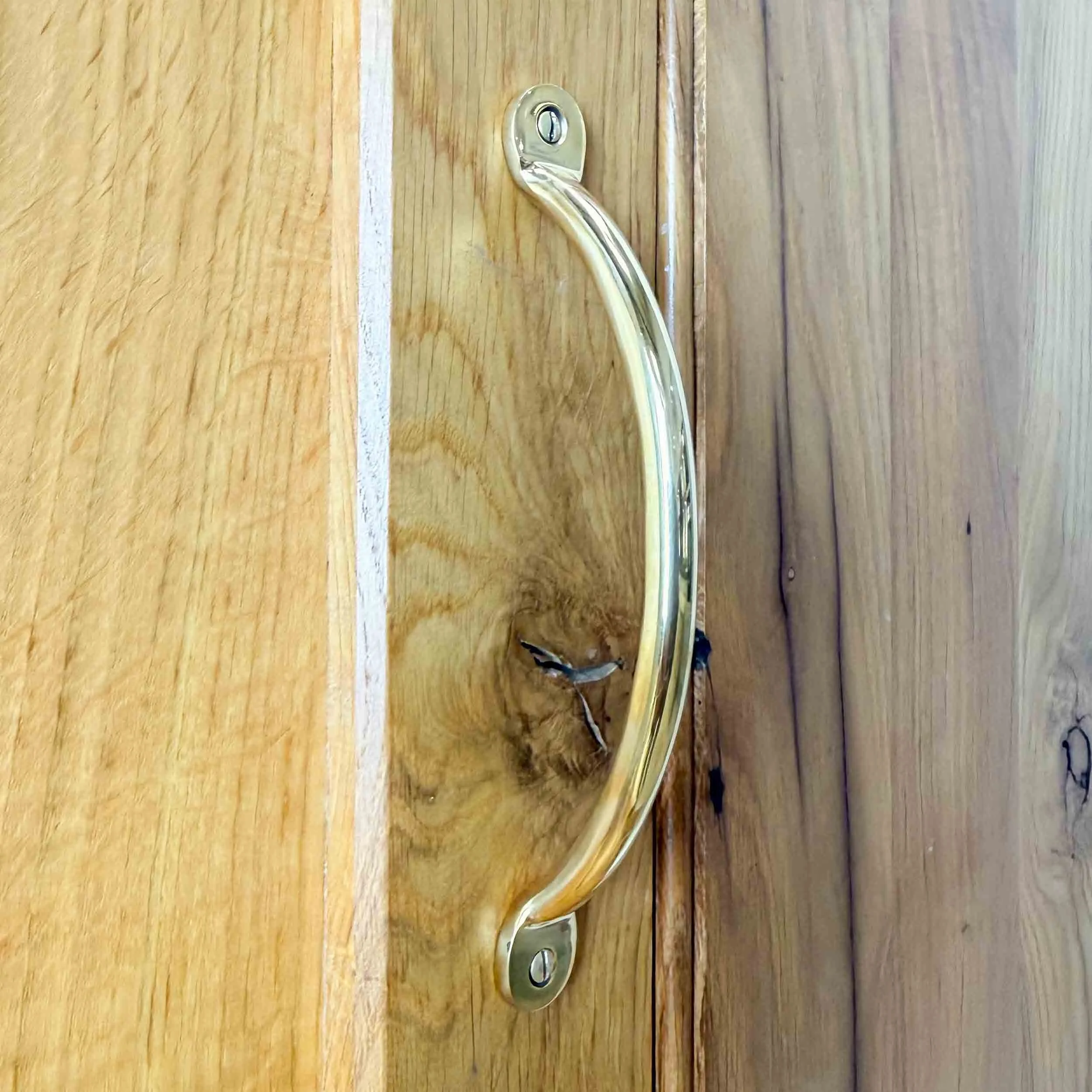 'Lathkill' Solid Brass Penny End Bow Handle