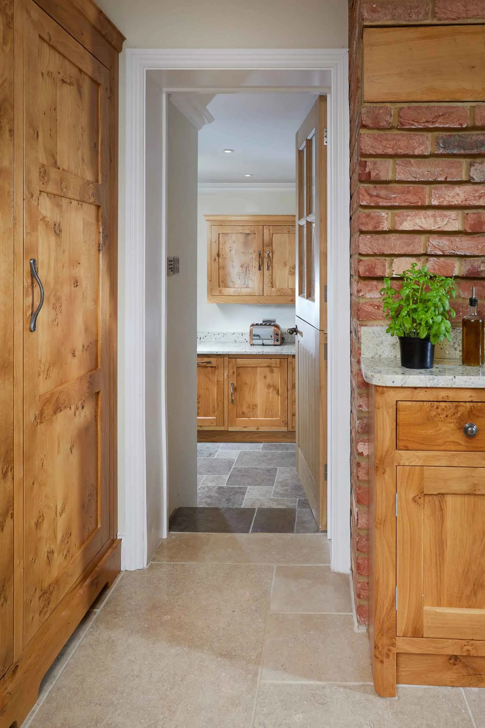 Hall 2500 orig-2.jpg